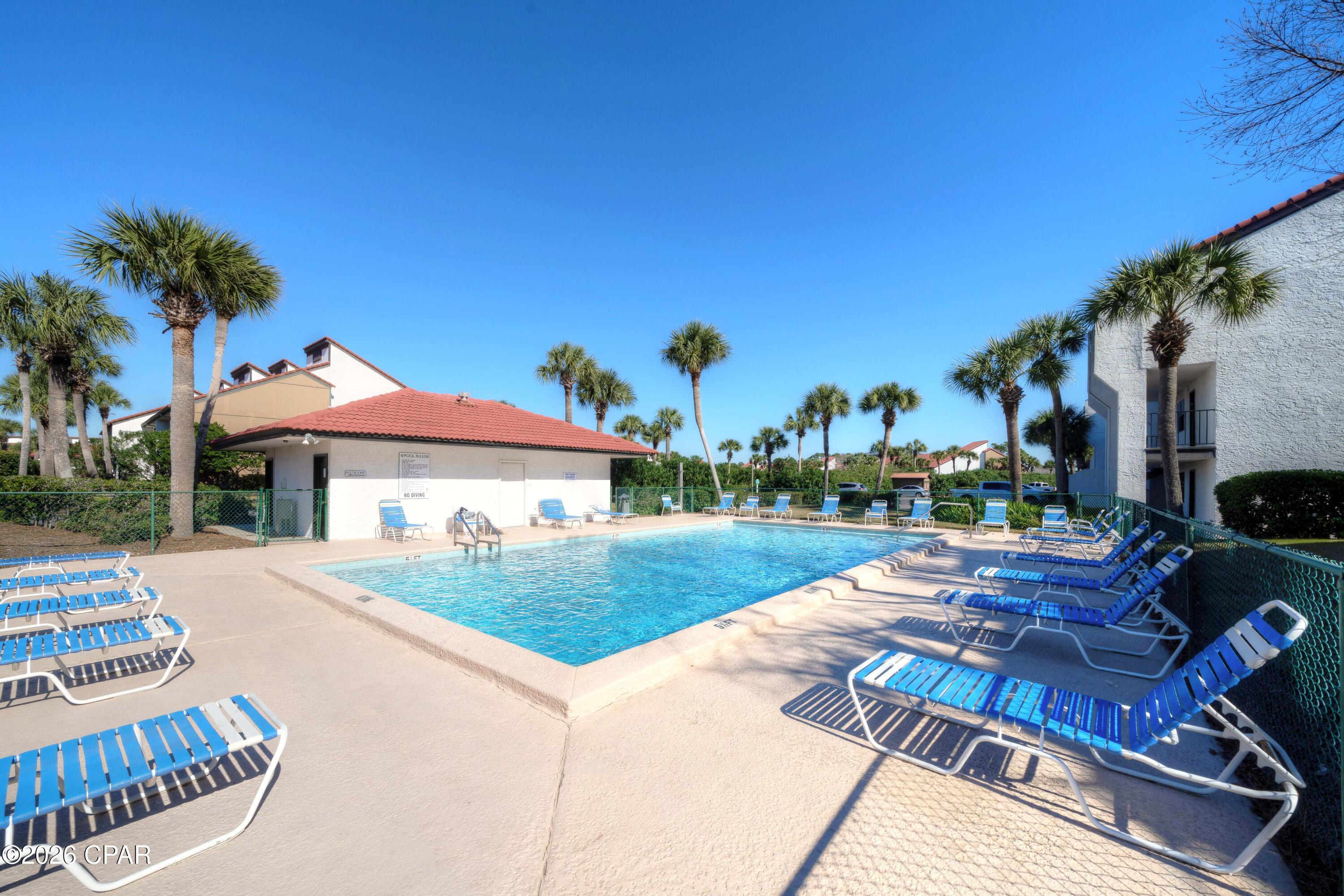Edgewater Golf Villas 5 B - Residential