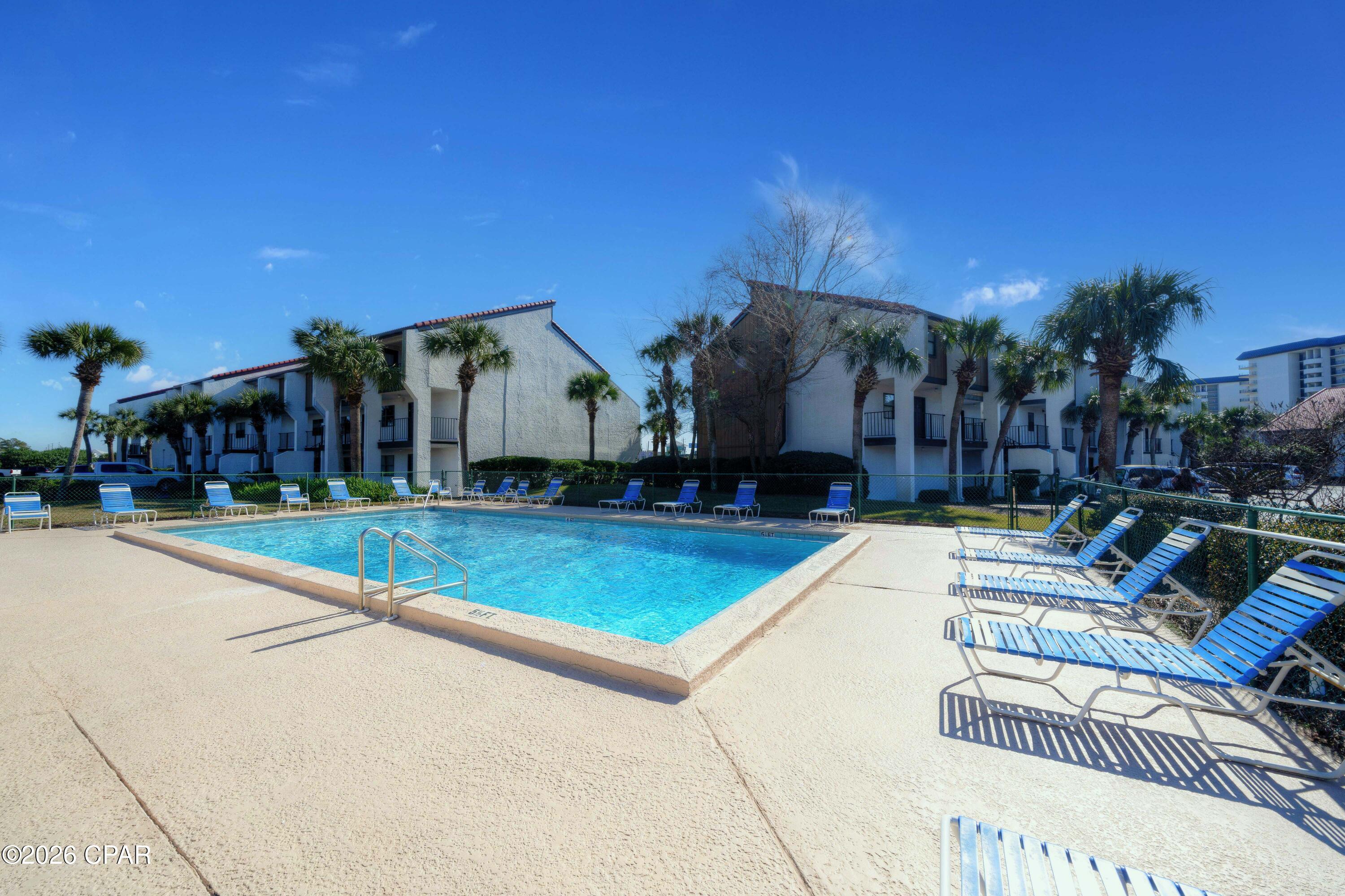 Edgewater Golf Villas 5 B - Residential