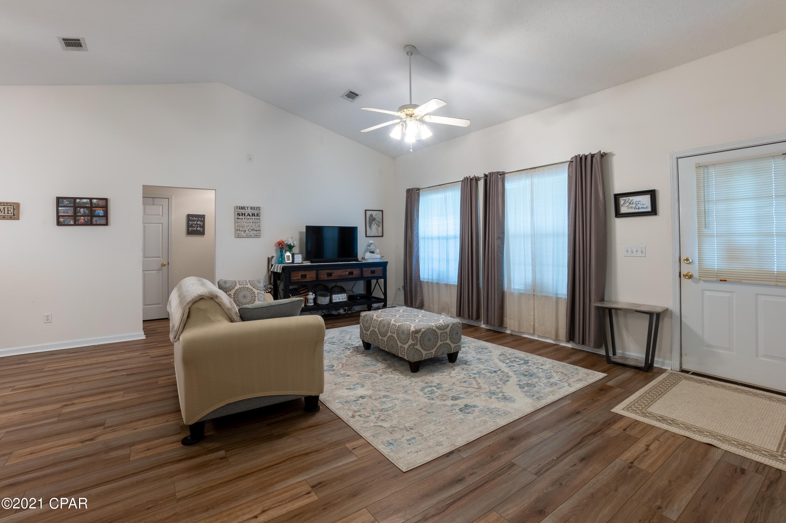 Indian Creek Village Ph I - Residential