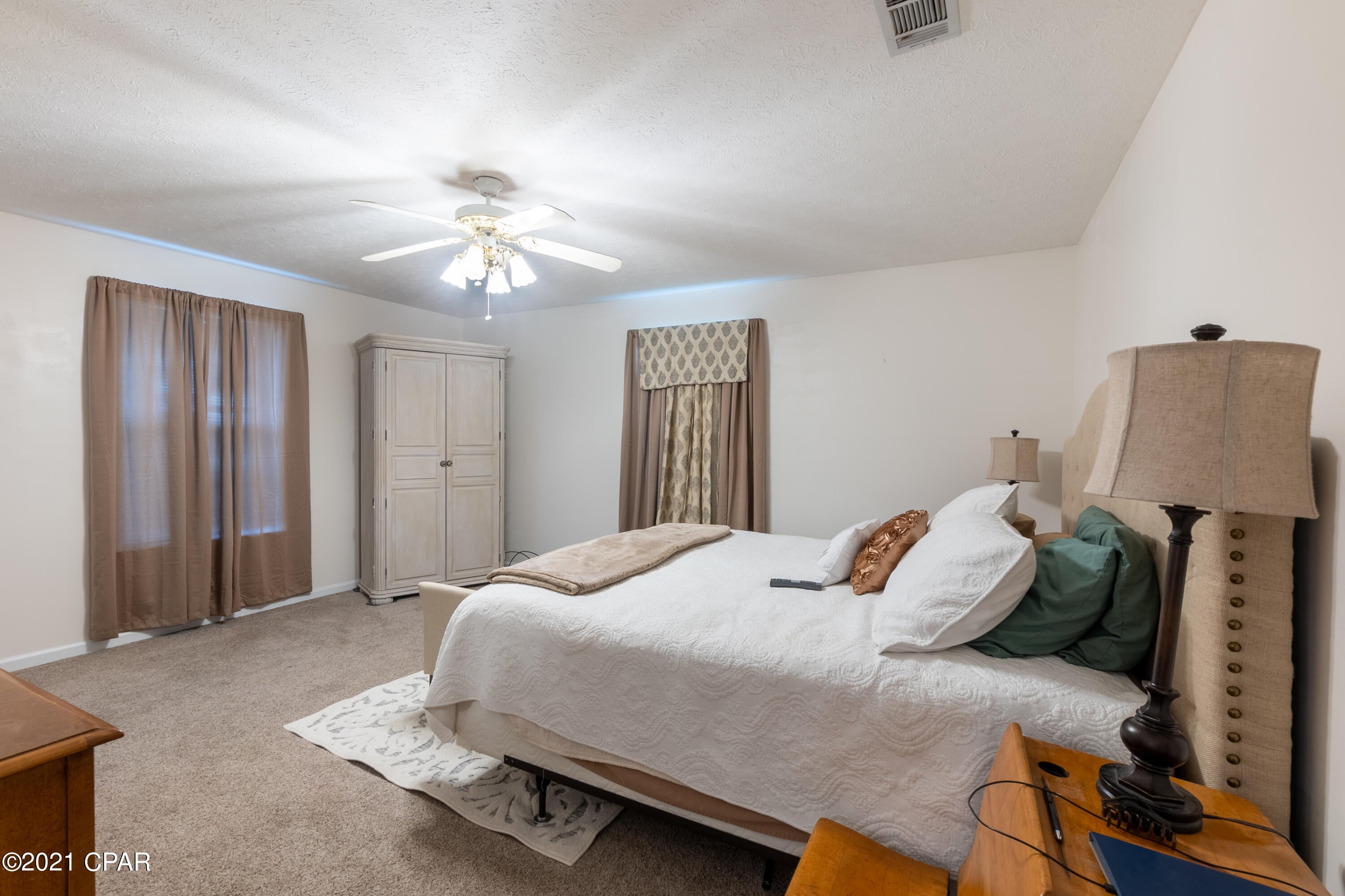 Indian Creek Village Ph I - Residential