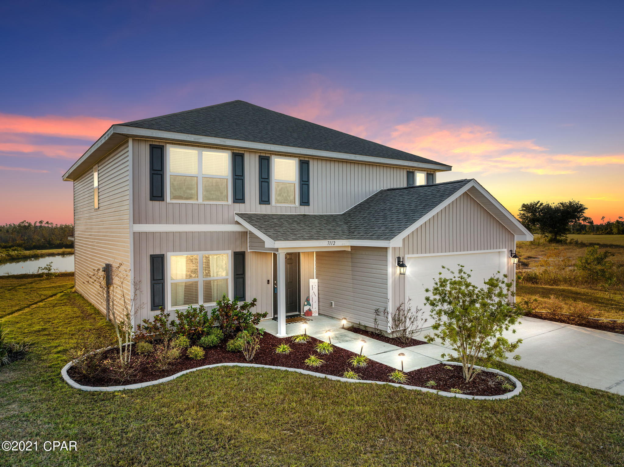 Come check out this beautiful, well-maintained, 5 bedroom 2.5 bathroom home in Barrett's Park!   Home features a ''flex room'' that can be utilized as a home office, sitting room or bonus space. It has recently been upgraded with fresh paint throughout. The kitchen features a large center island and walk in pantry. Off the kitchen is the great room, dining room, half bath and Master Suite. Upstairs you will find 4 spacious bedrooms, guest bath, laundry room, and huge 2nd living room. All located on a quiet cul-de-sac lot with stunning sunset views.

Don't miss out on this beautiful, spacious home, in Old Town Village. Call a REALTOR today to schedule a private tour. If important, please verify all information and measurements
