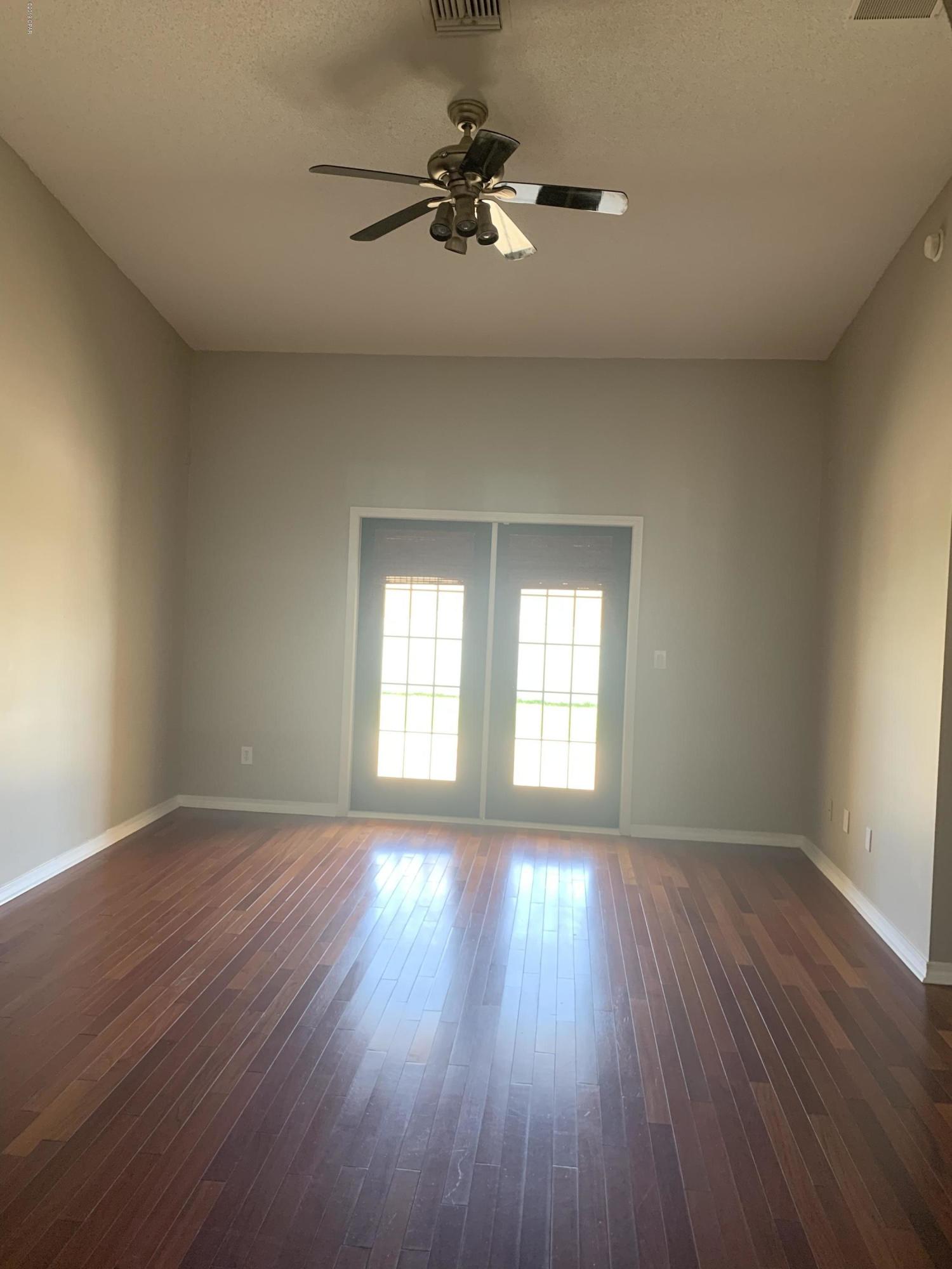 Hammocks - Residential Lease