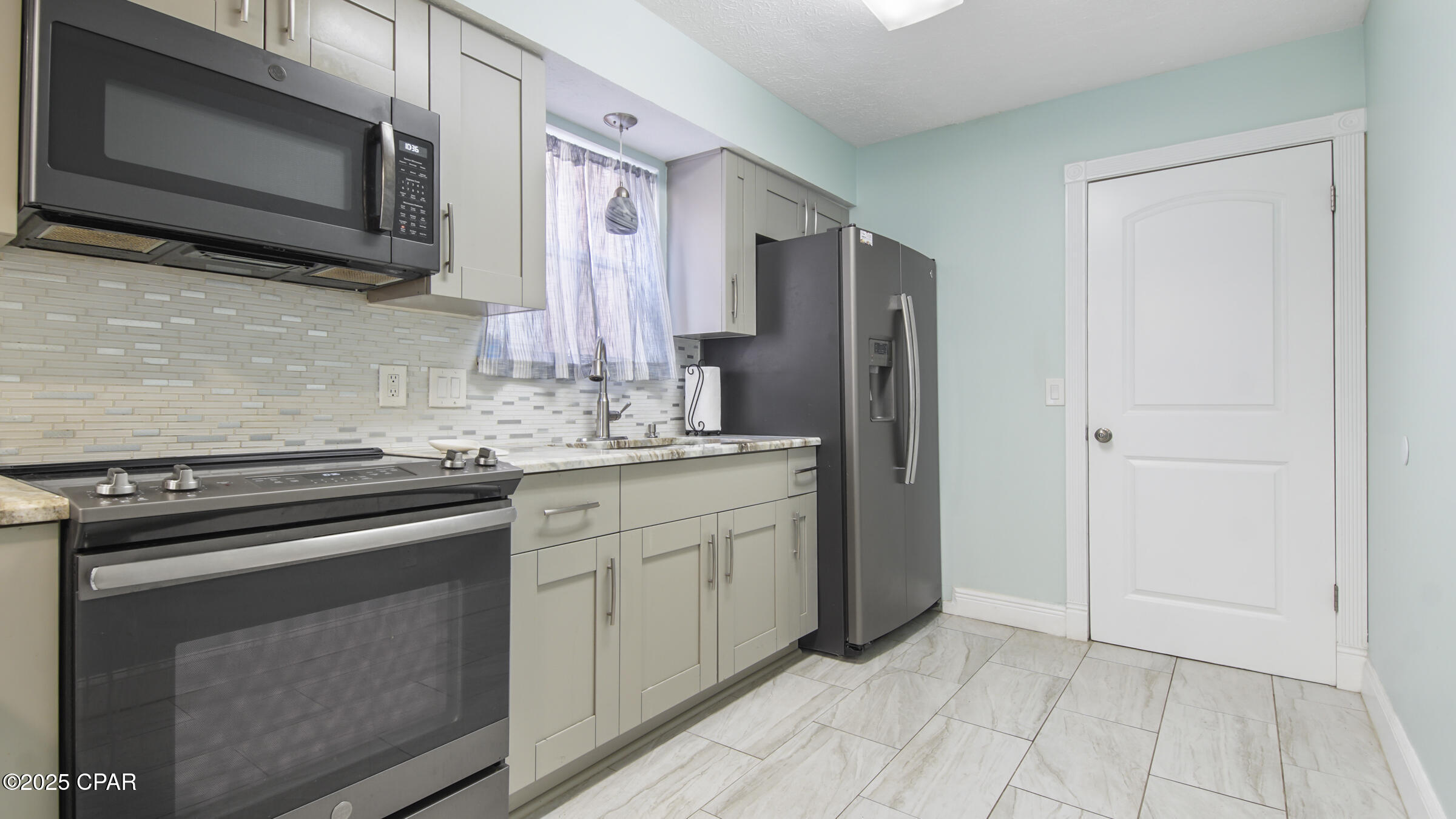 [No Recorded Subdiv] - Residential Lease