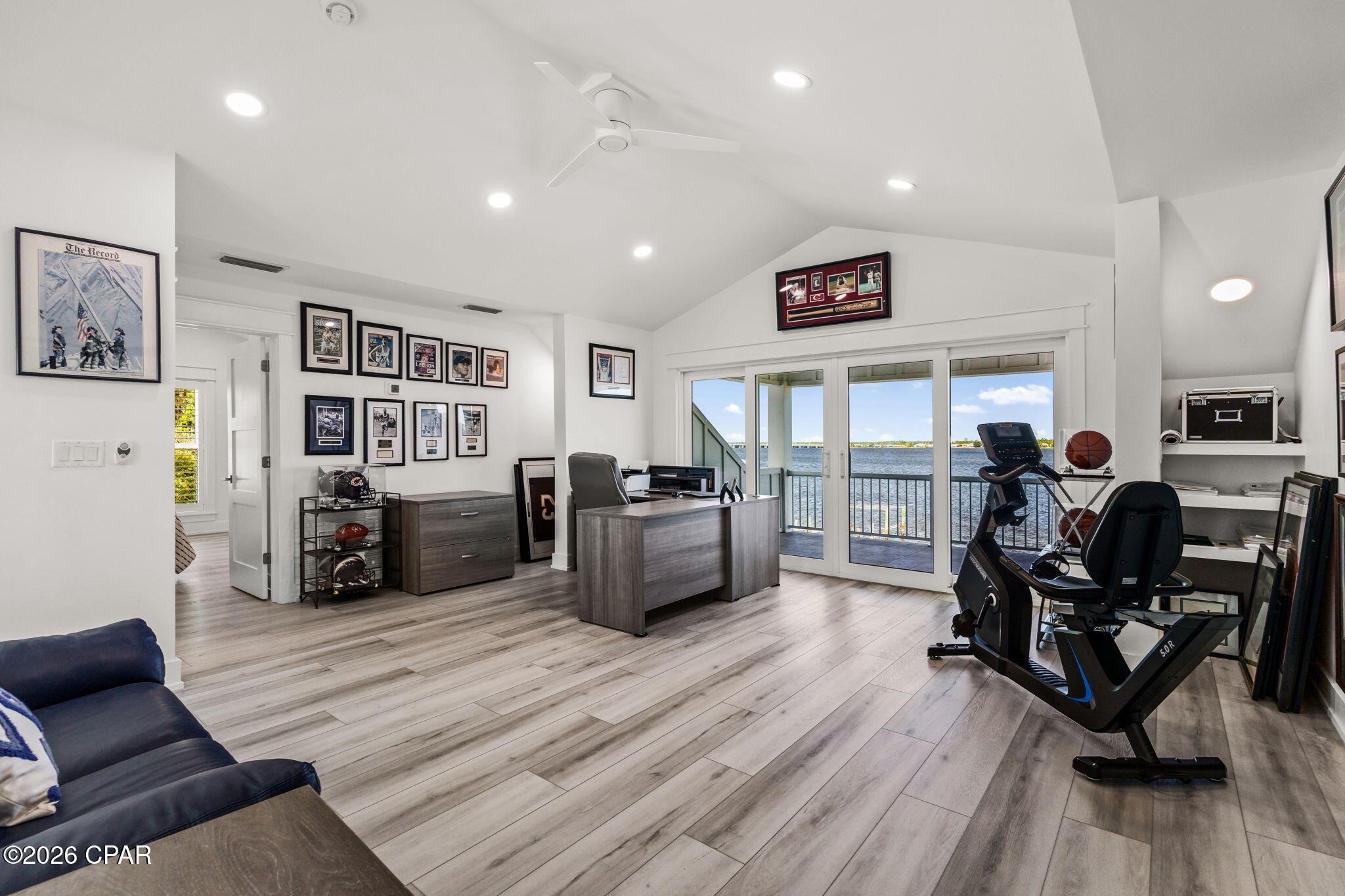 Country Club Harbour Estates - Residential