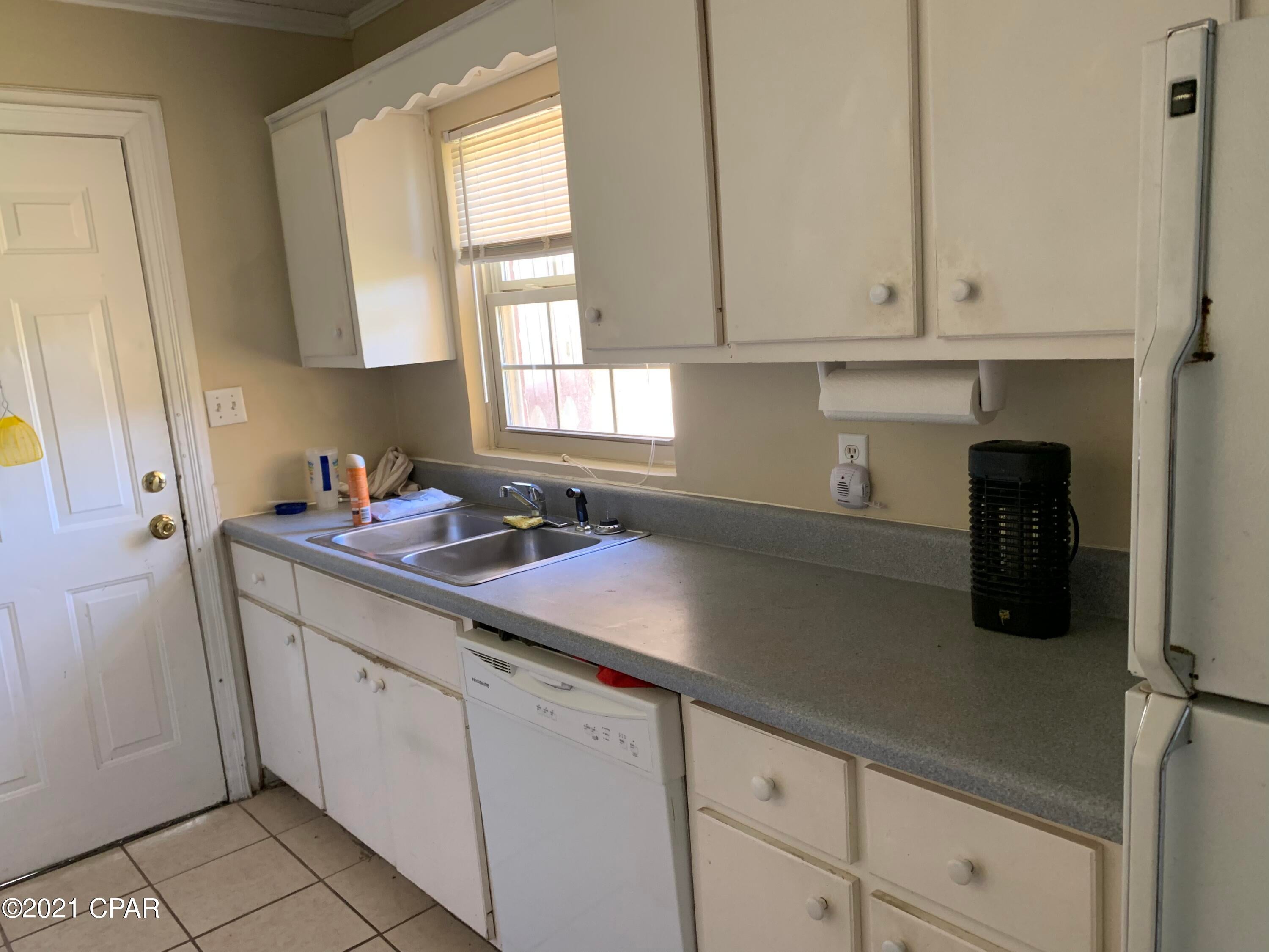 Jinks Sub U-1 - Residential