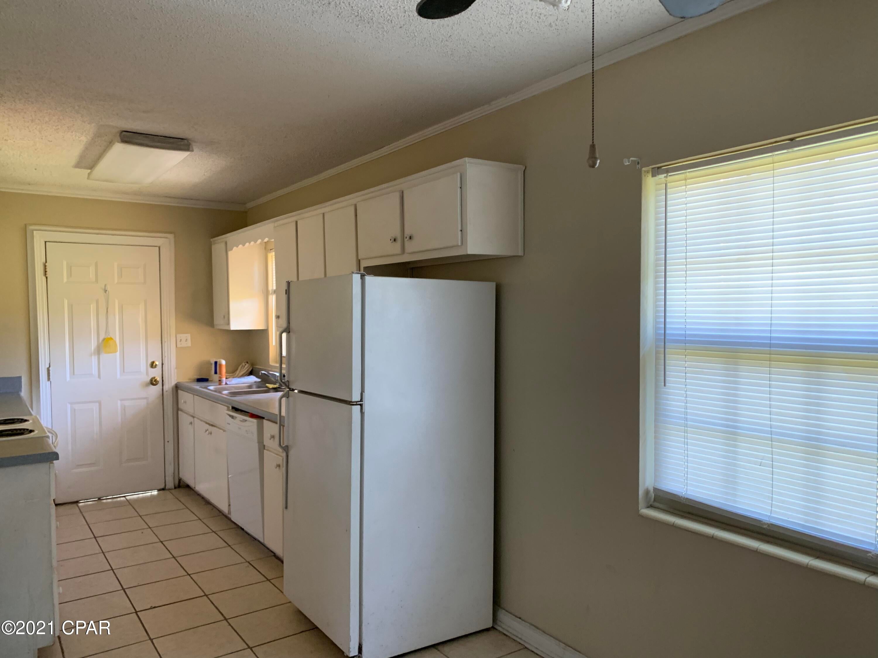 Jinks Sub U-1 - Residential