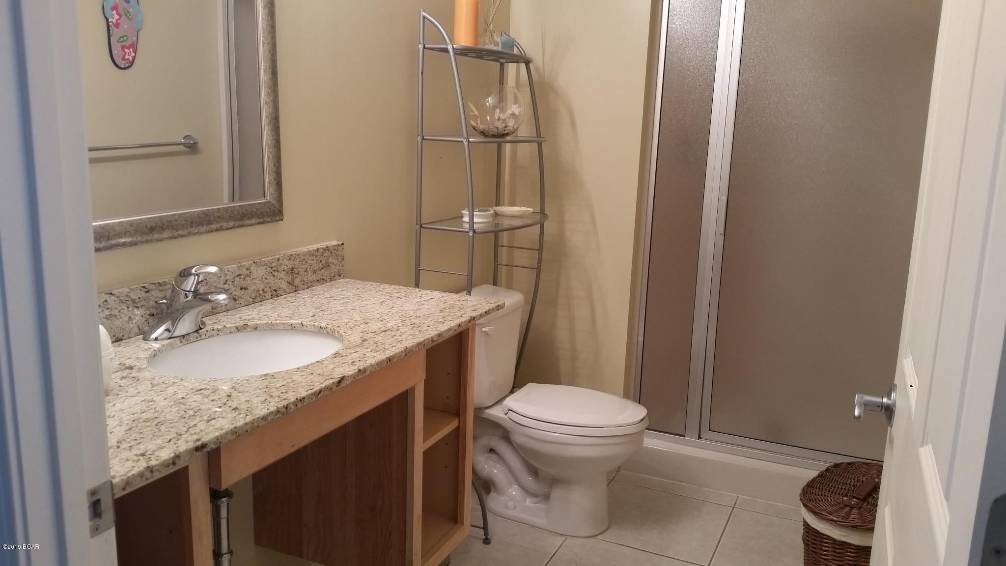 Splash Condo - Residential