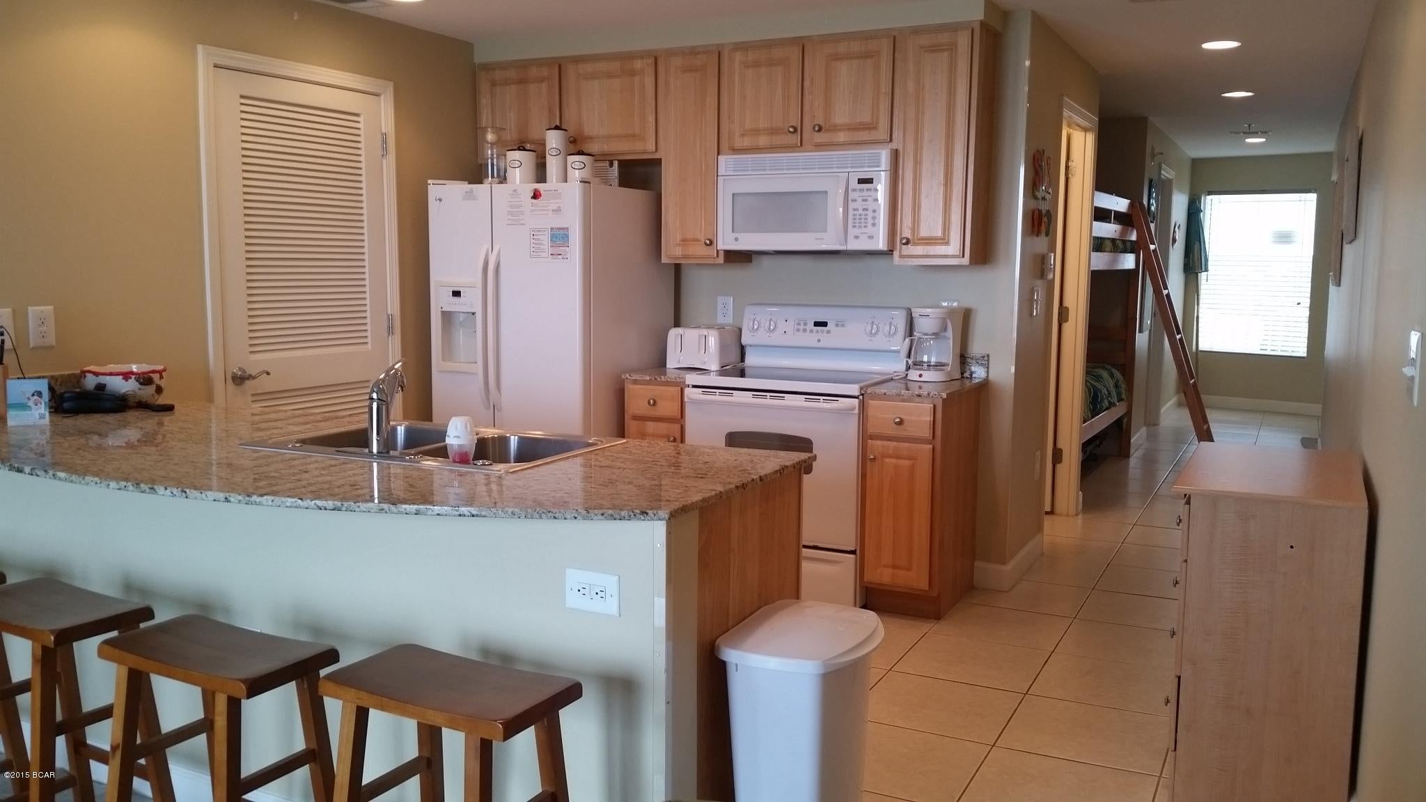 Splash Condo - Residential