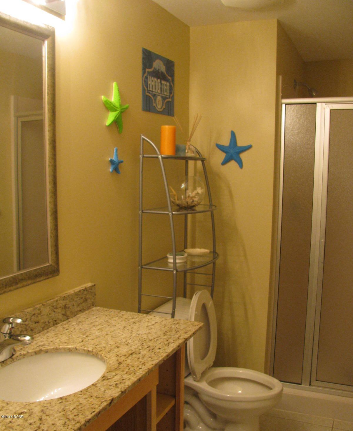 Splash Condo - Residential