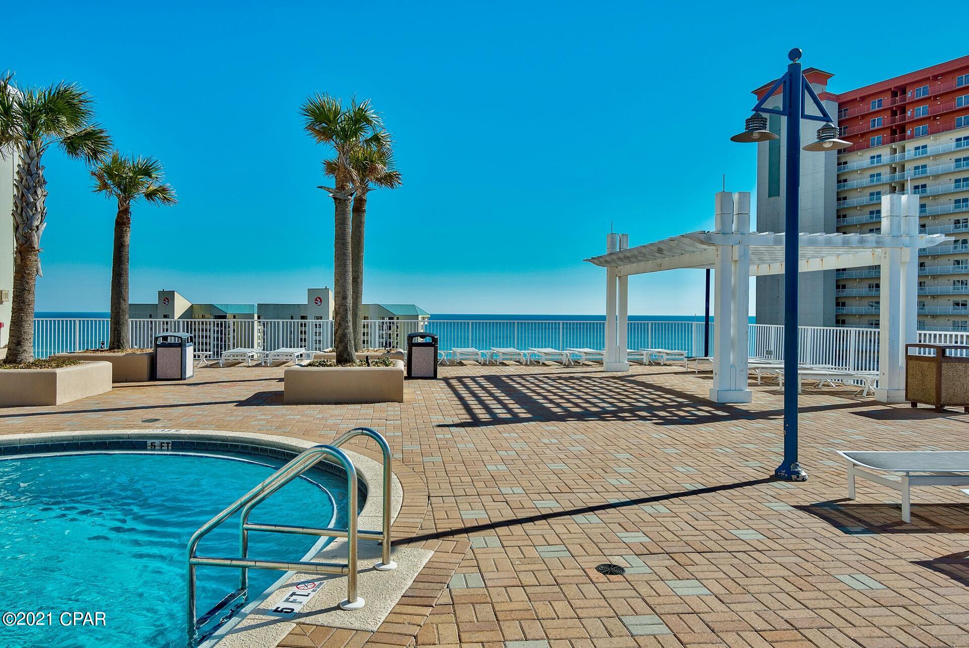 Laketown Wharf - Residential