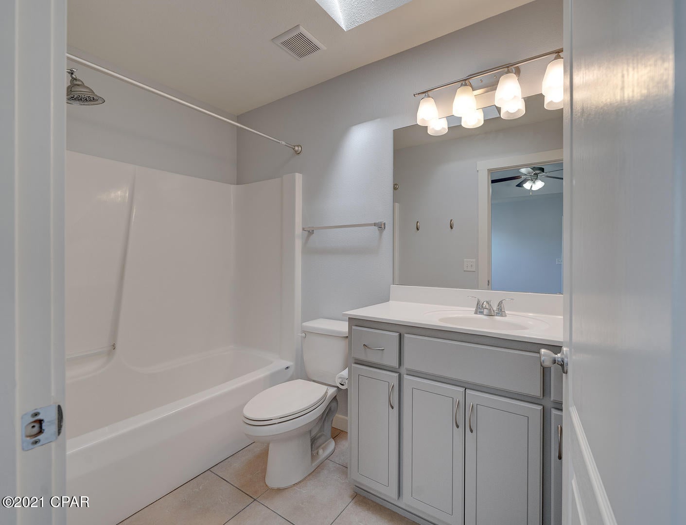 Woodlawn Village Ph 1 - Residential Lease