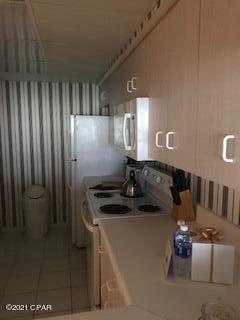 Hombre Golf Village - Residential