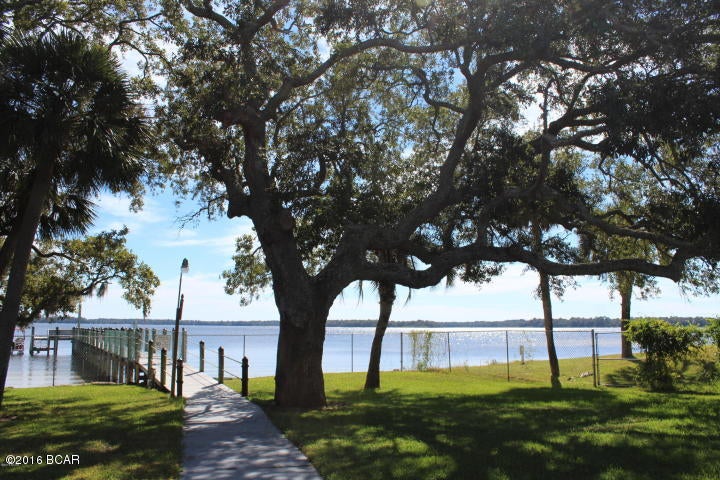 Cove Condominium - Residential