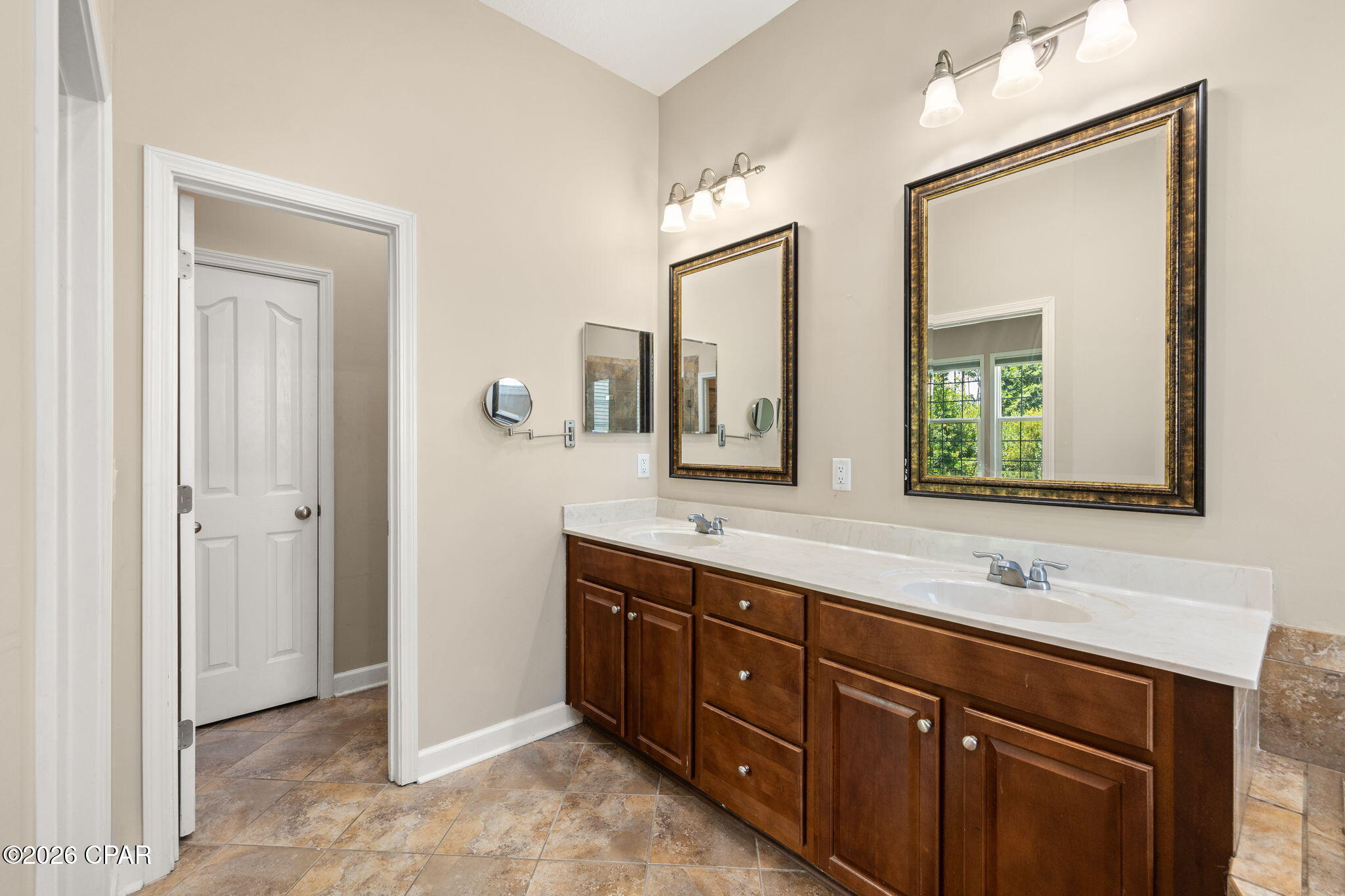 Hawks Landing - Residential