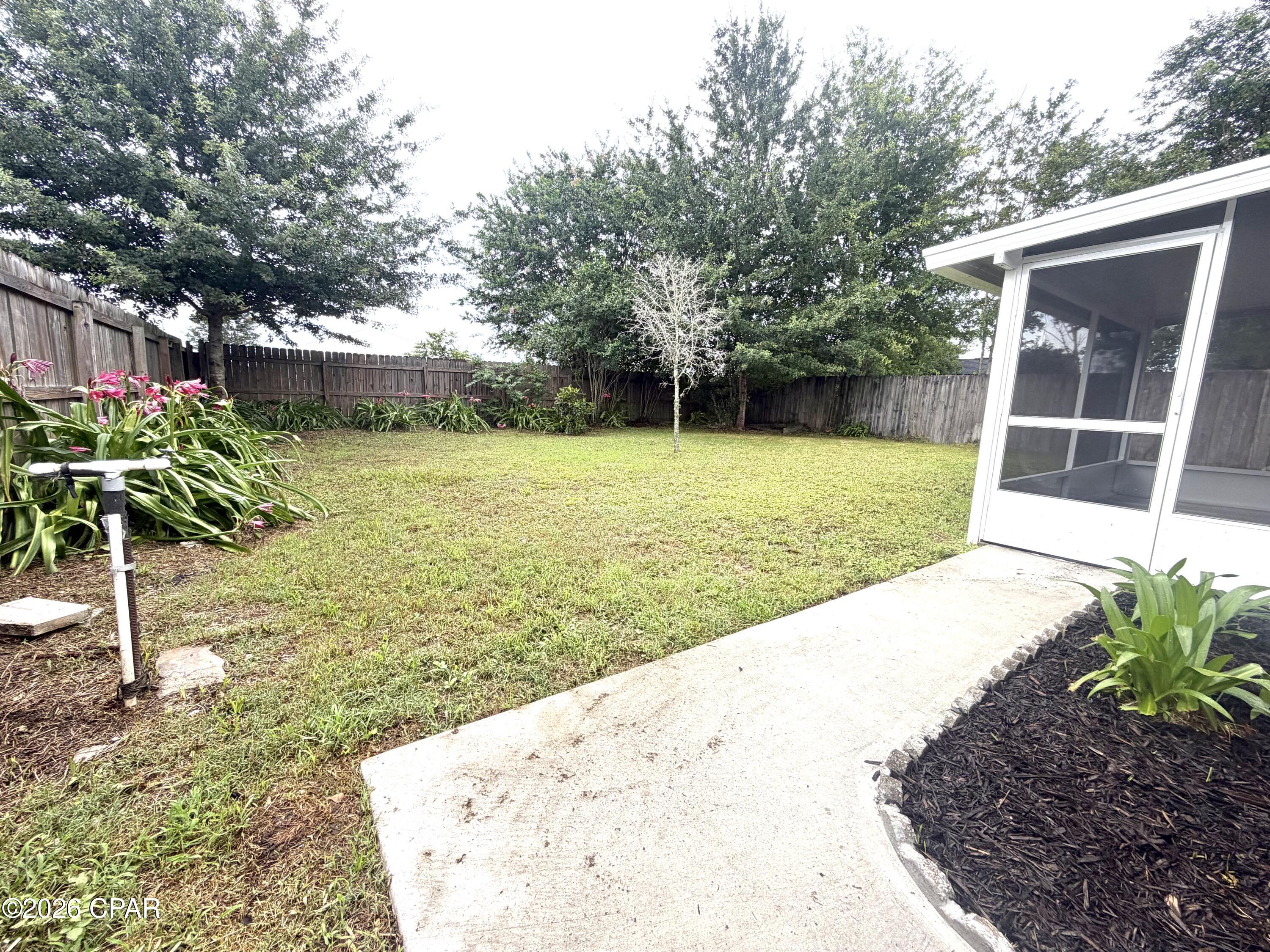 Pine Tree Place Unit 1 - Residential