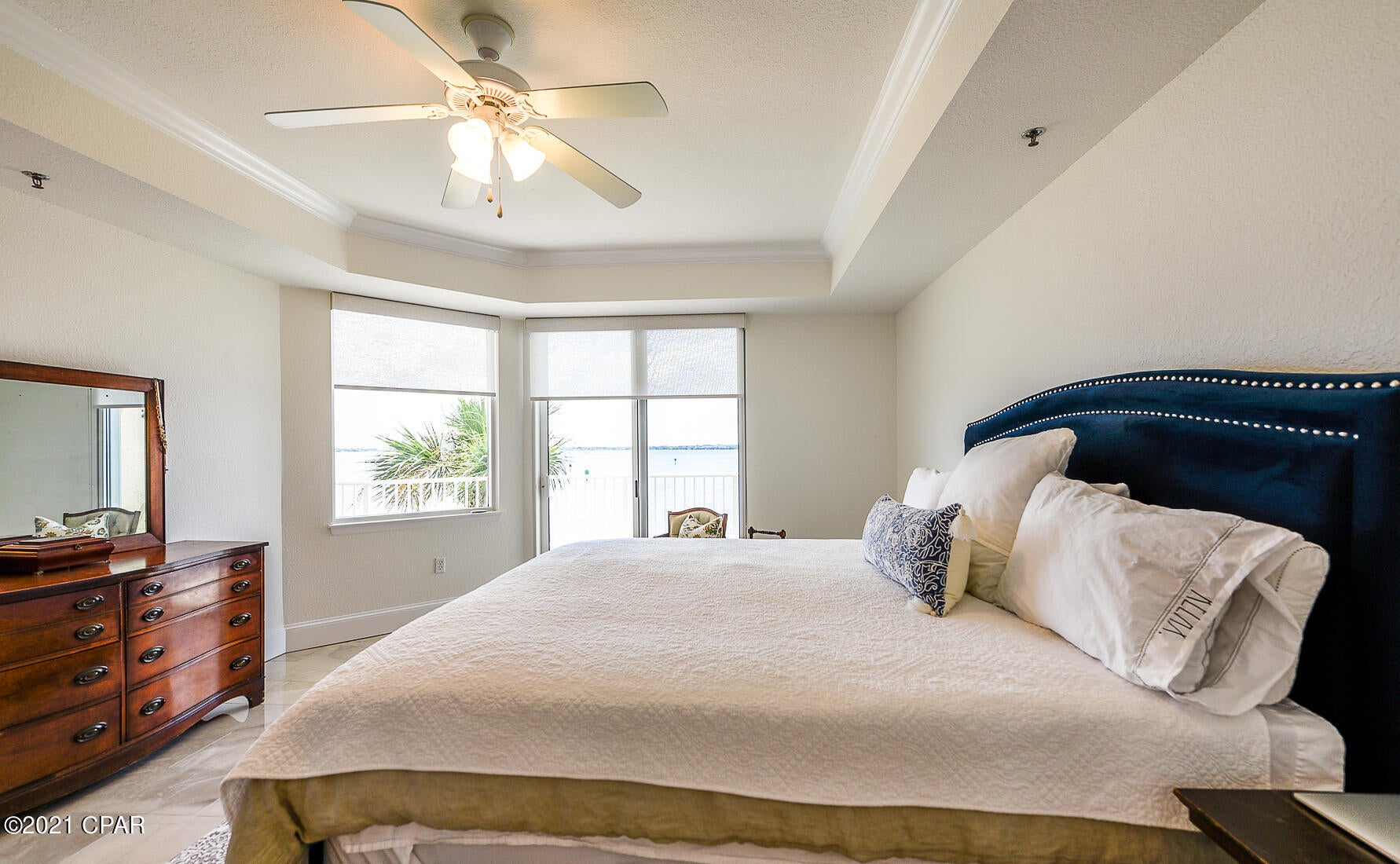 Hibiscus By The Bay - Residential