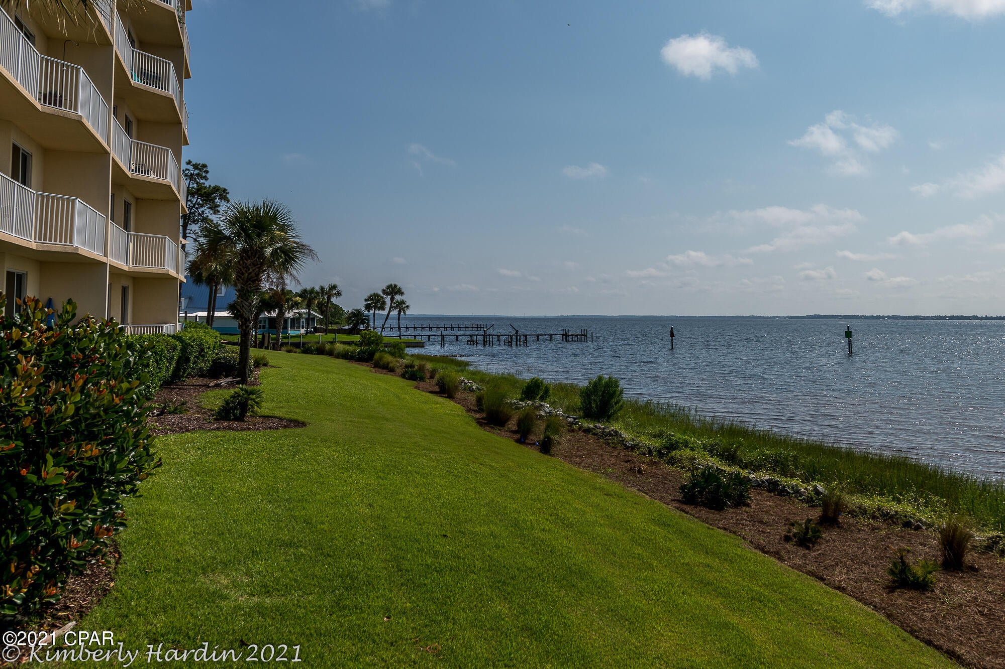 Hibiscus By The Bay - Residential