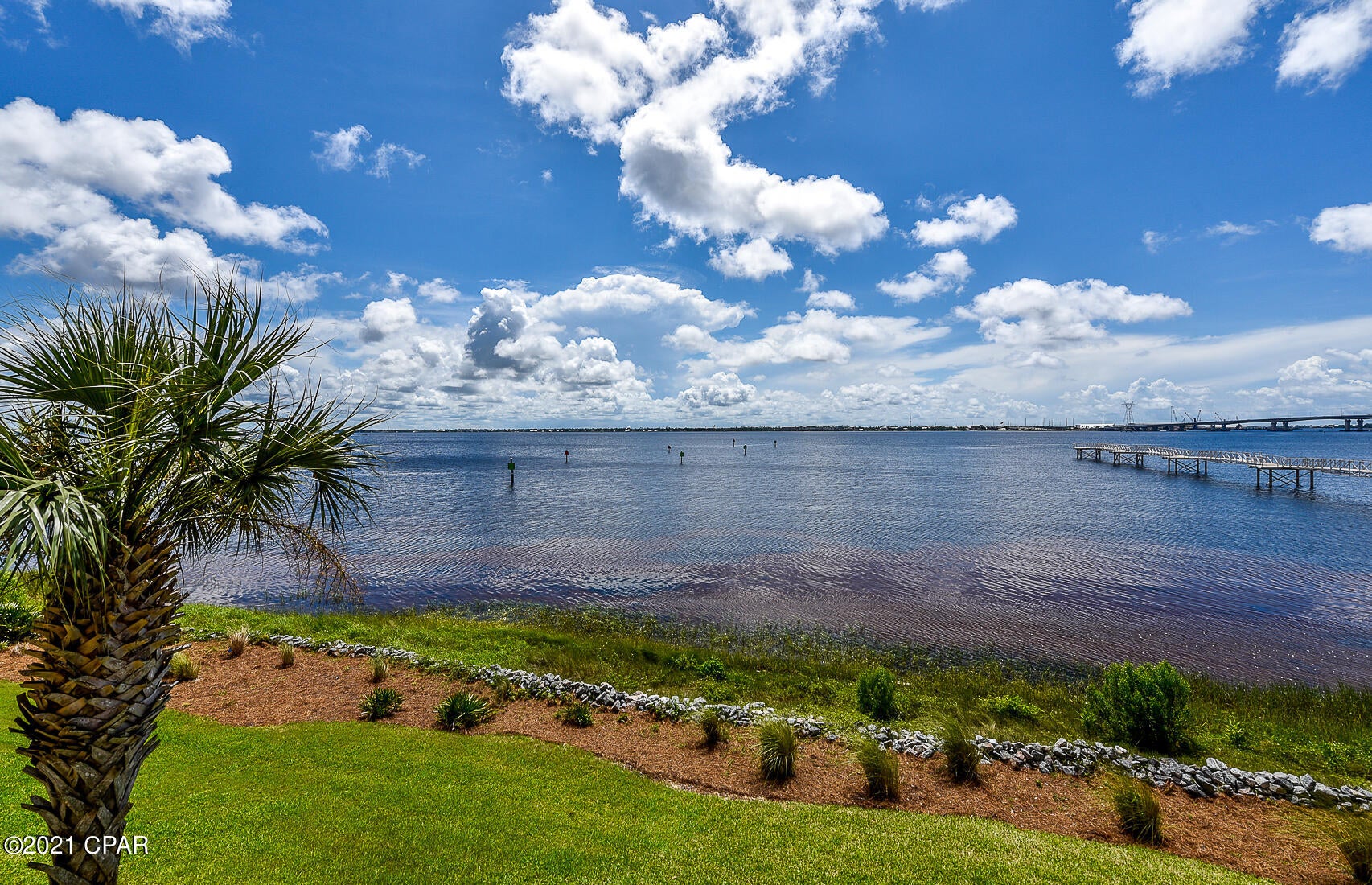 Hibiscus By The Bay - Residential