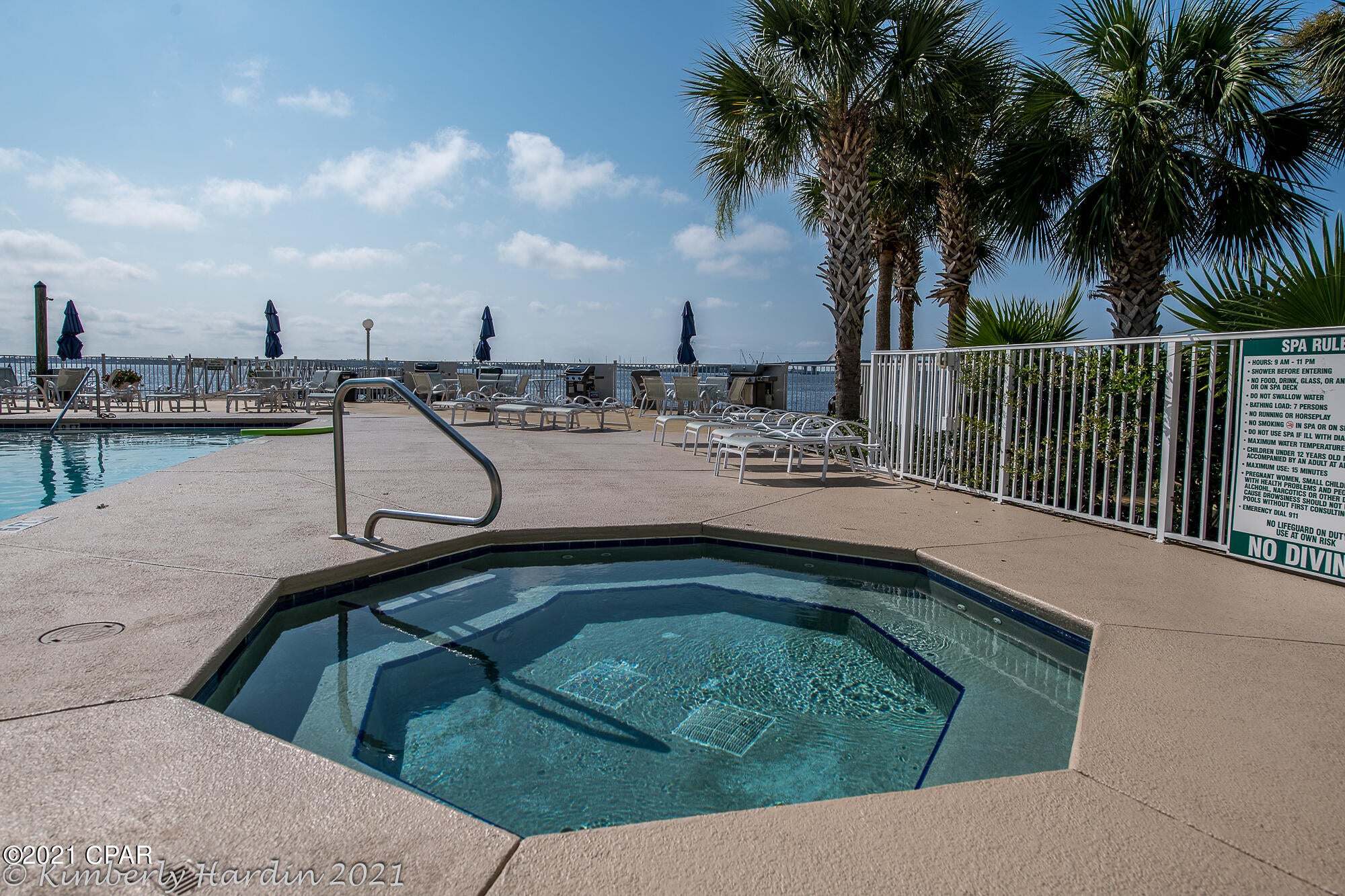 Hibiscus By The Bay - Residential