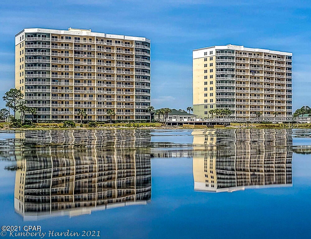 Hibiscus By The Bay - Residential