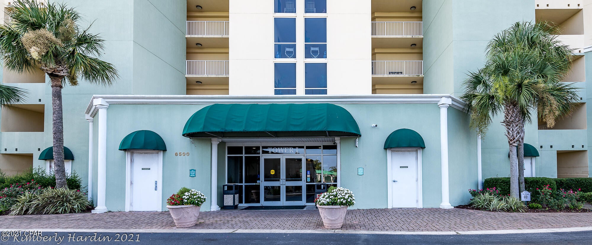 Hibiscus By The Bay - Residential