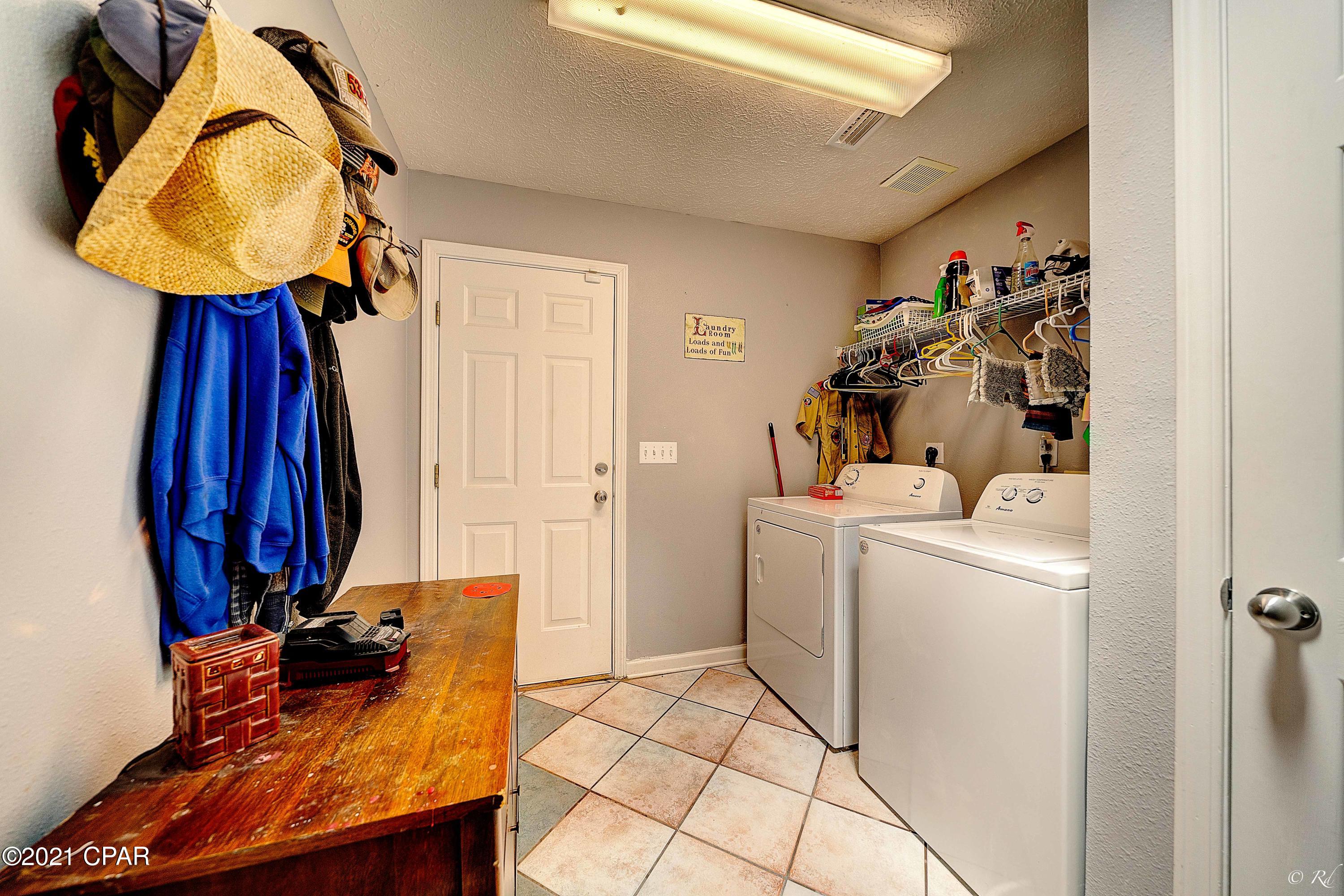 Pine Tree Place Unit 2 - Residential