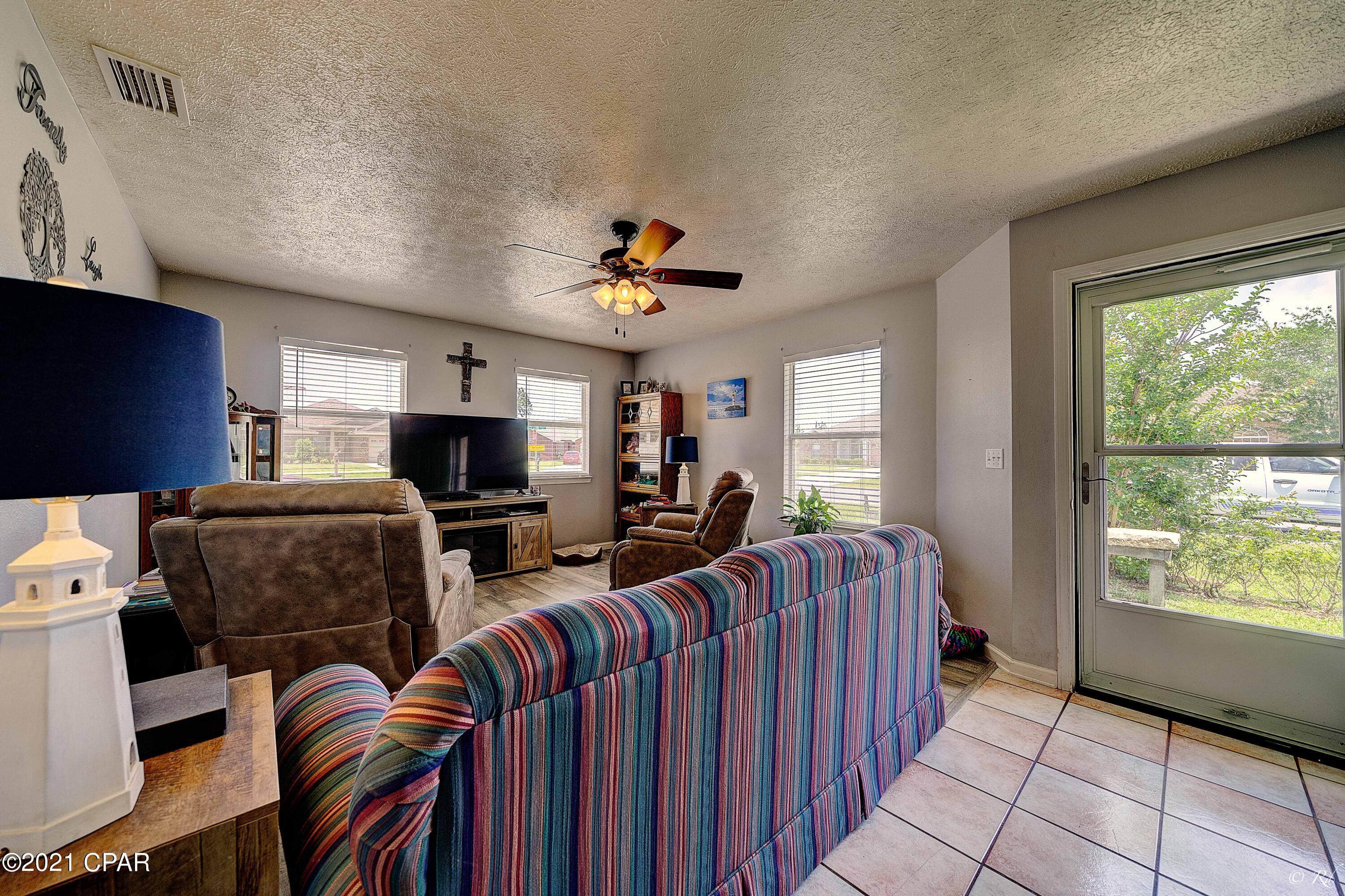 Pine Tree Place Unit 2 - Residential