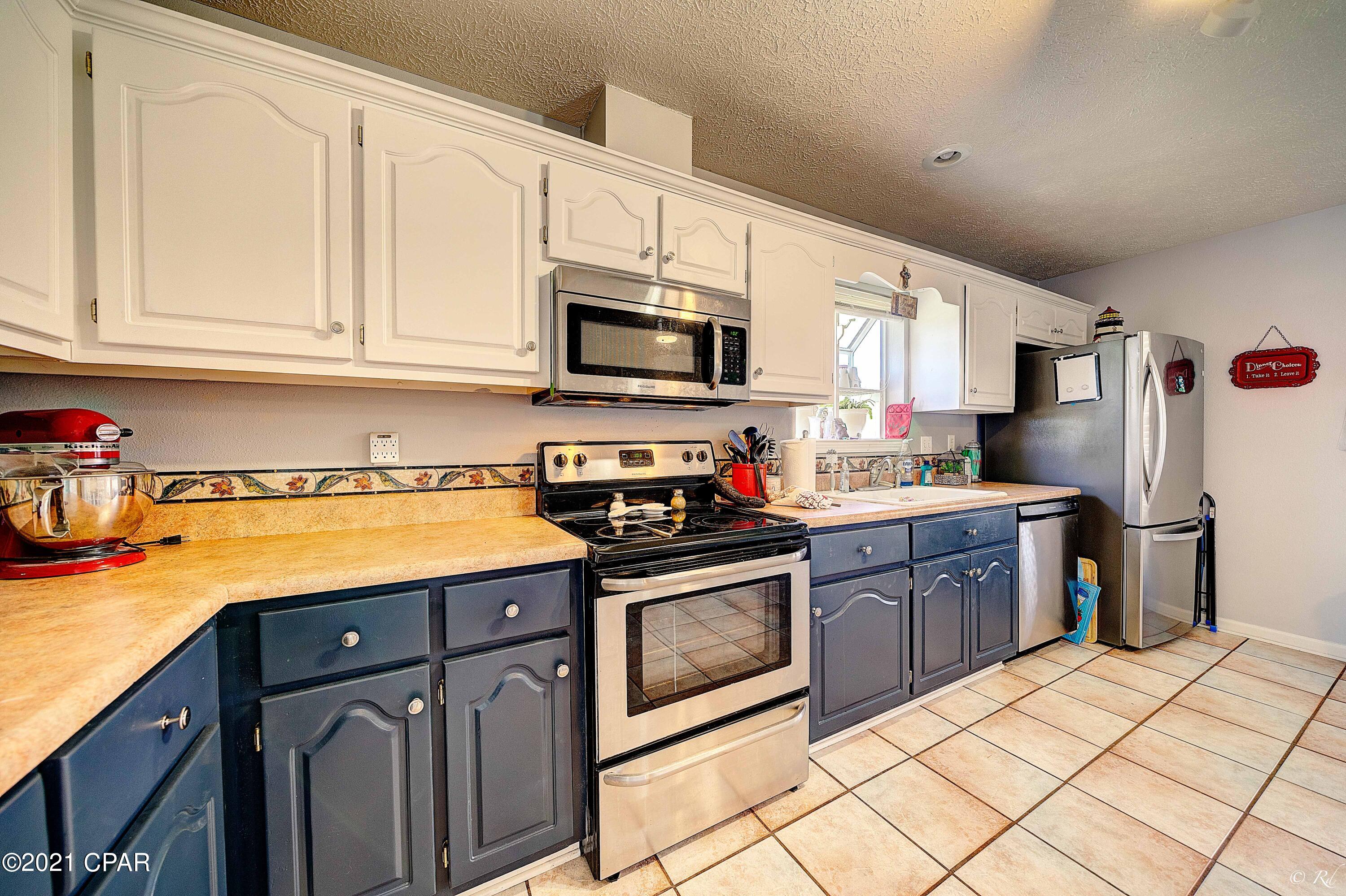 Pine Tree Place Unit 2 - Residential