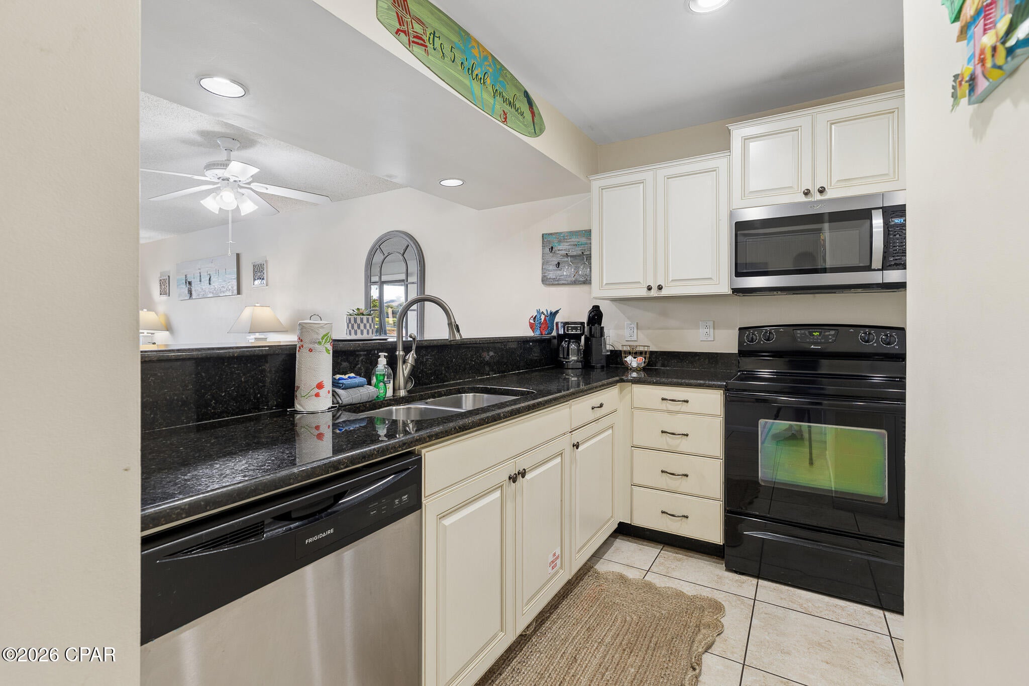 Edgewater Golf Villas V-A - Residential