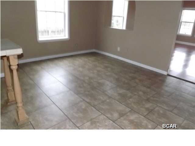 Laguna Beach Estates 7th Add - Residential