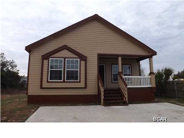 Newer, large Three bedroom Two bathroom modular home near the beach offered as is. The property has a large front ad back porch and is of hardi board construction. The interior features a huge 19 x13 Living Room and an eat in kitchen with island. The All sizes are approximate please verify accordingly.