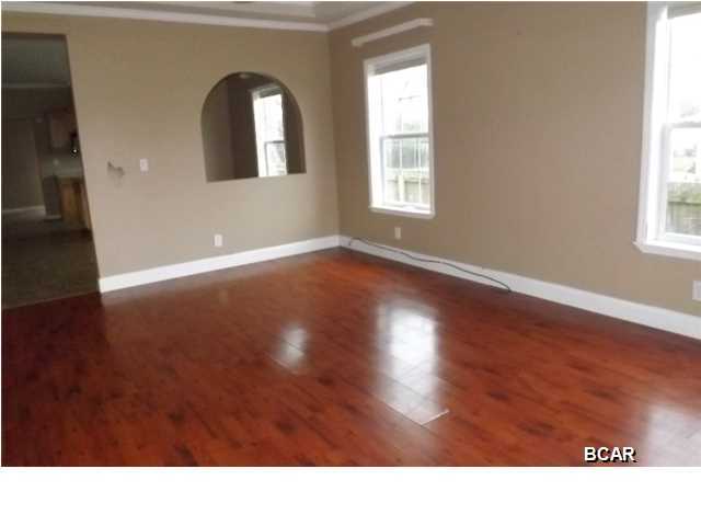 Laguna Beach Estates 7th Add - Residential