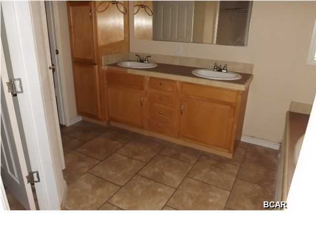 Laguna Beach Estates 7th Add - Residential