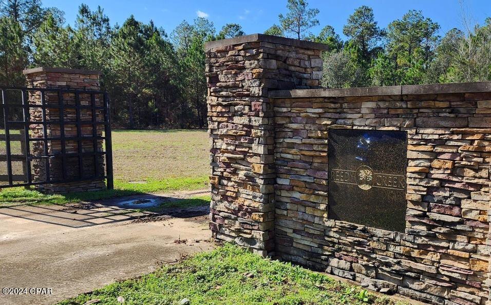 Reedy Creek - Land