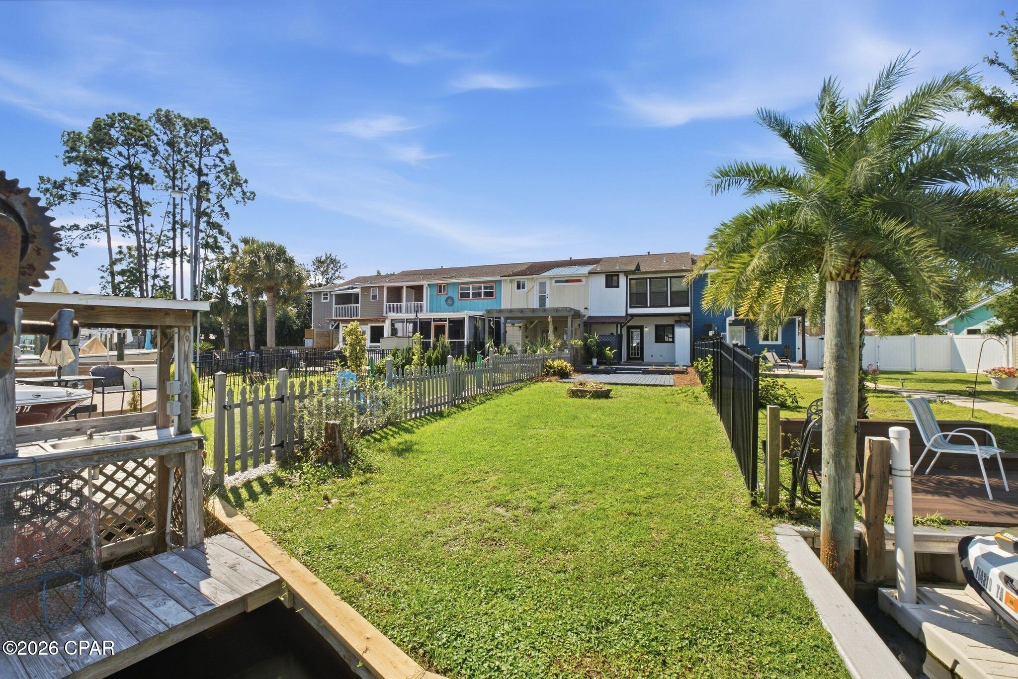 Harbour Towne - Residential