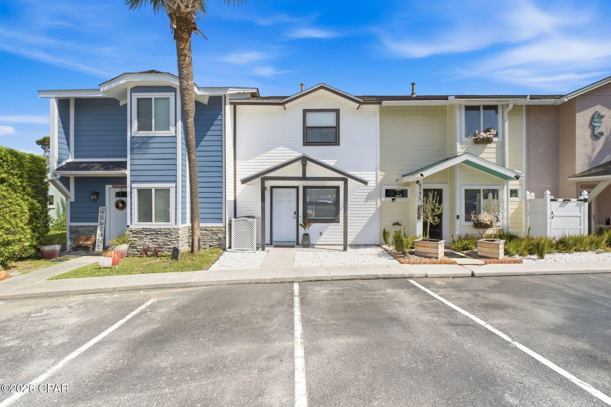 Harbour Towne - Residential