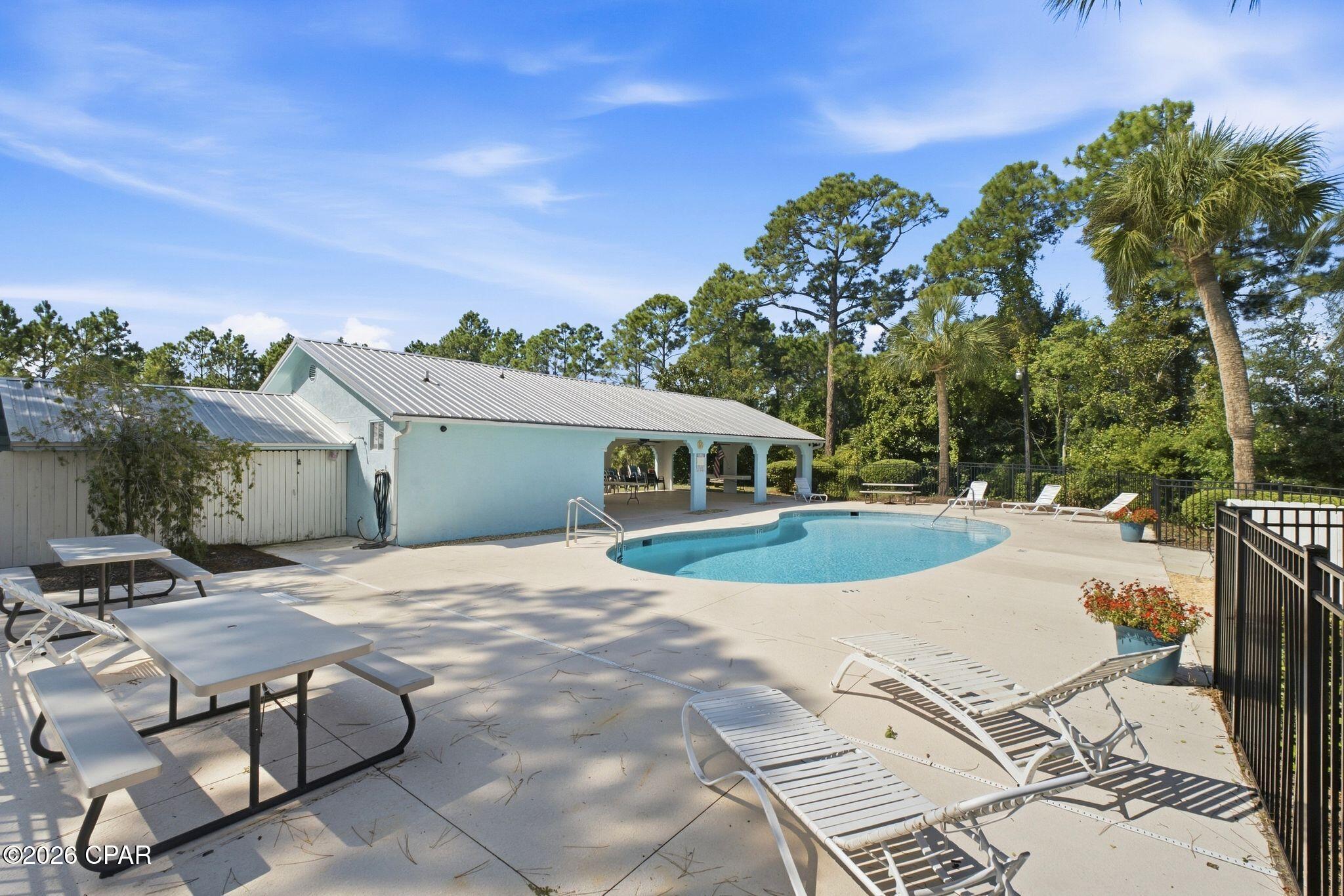 Harbour Towne - Residential