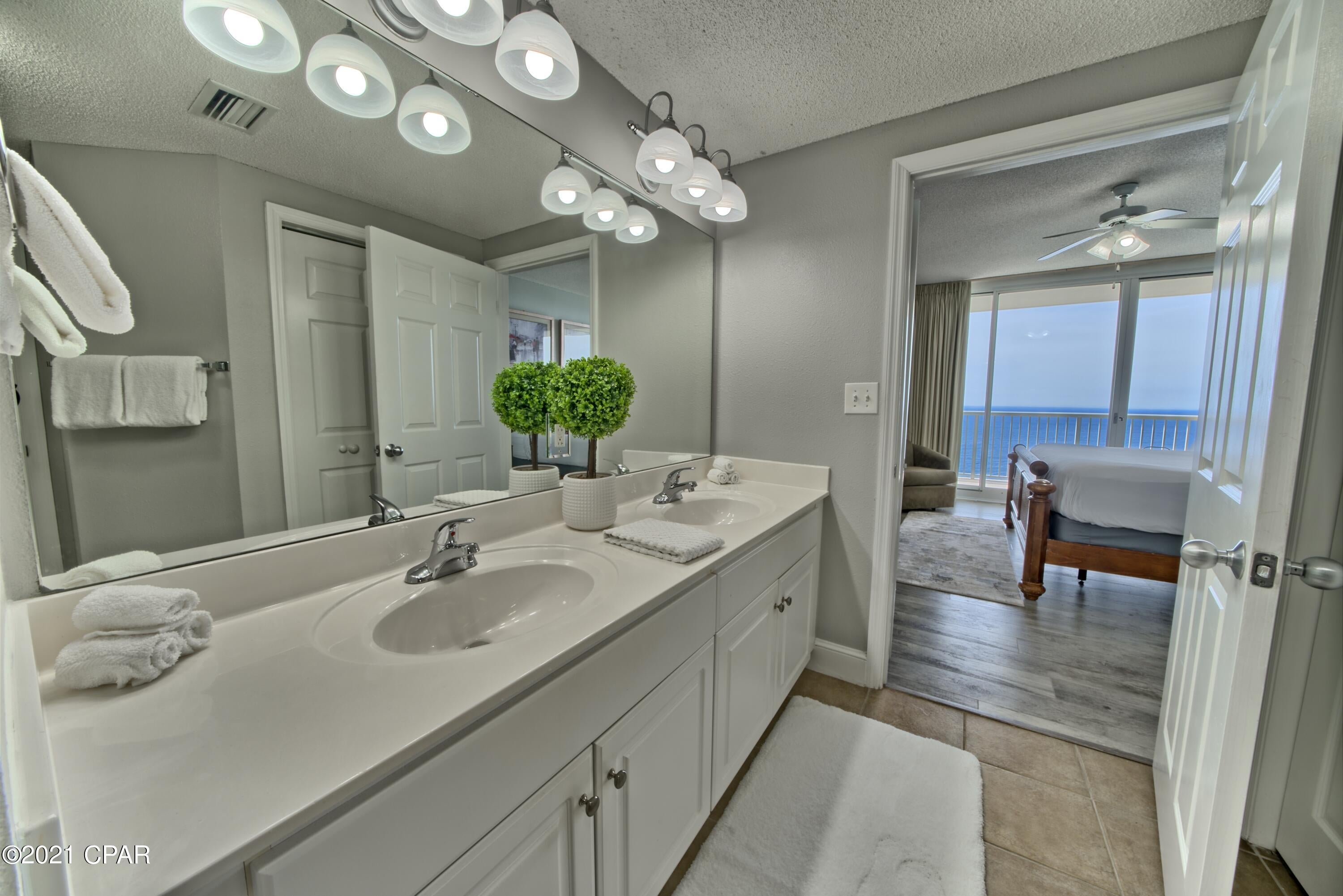 Majestic Beach Tower I - Residential