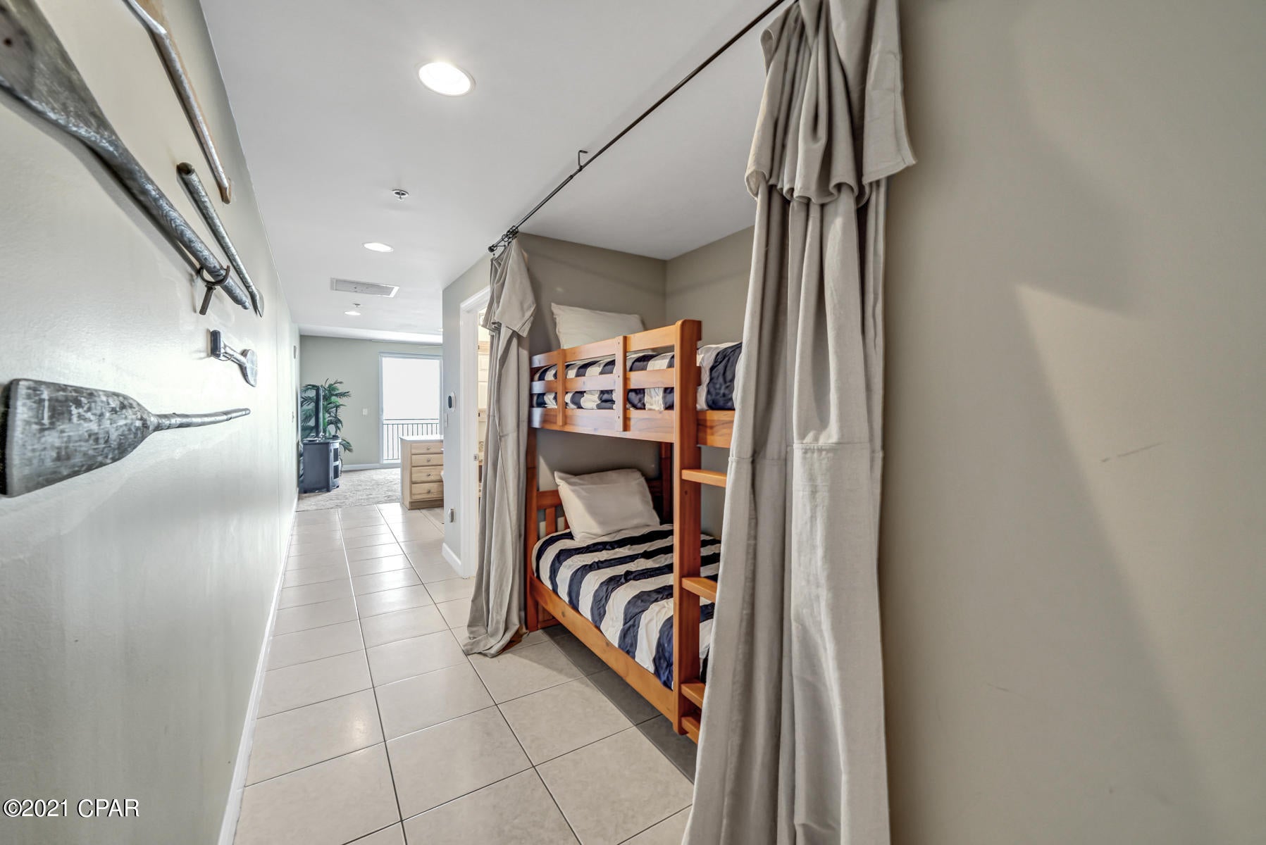Splash Condo - Residential