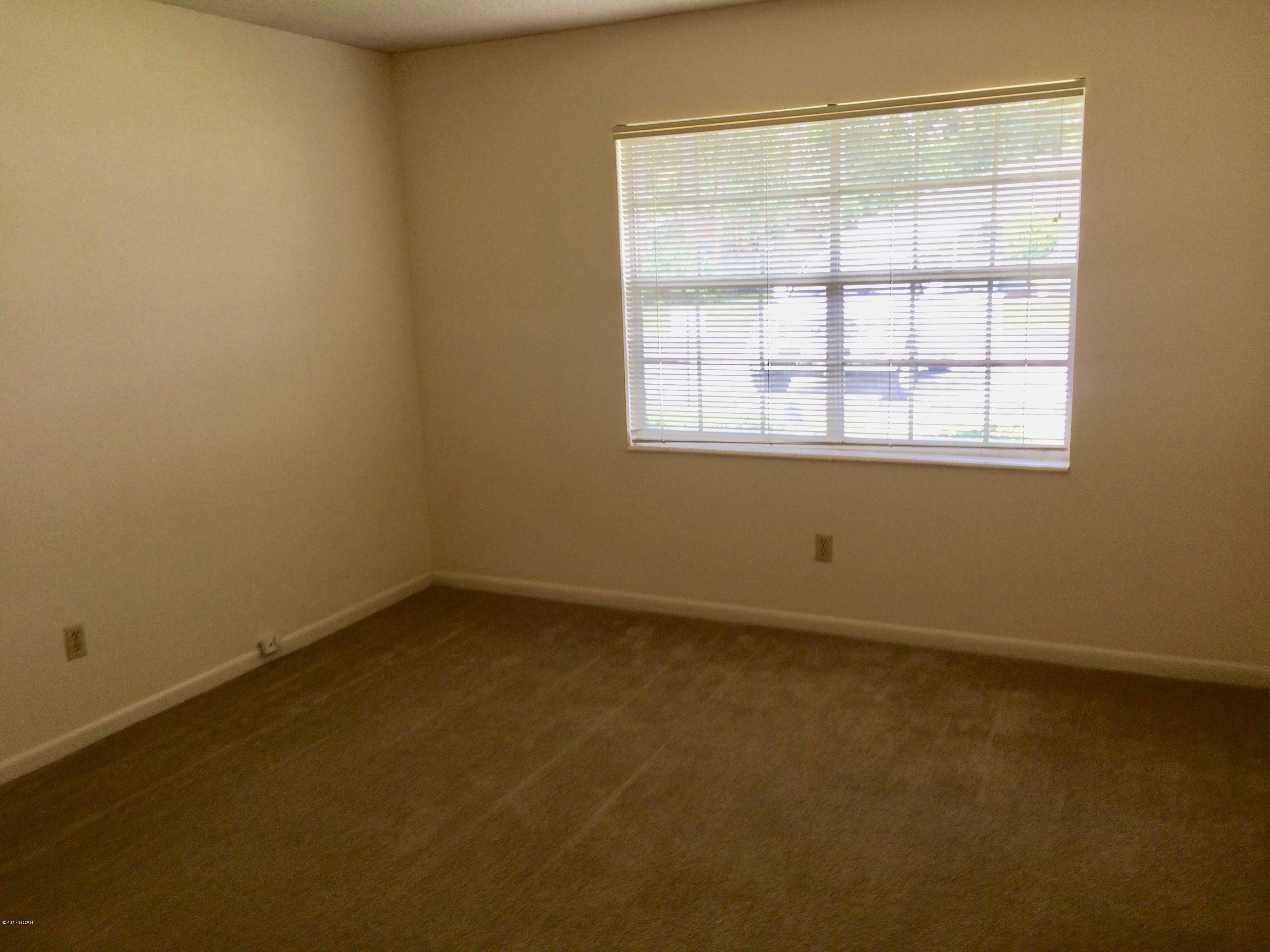 Biltmore Beach 1st Add - Residential Lease