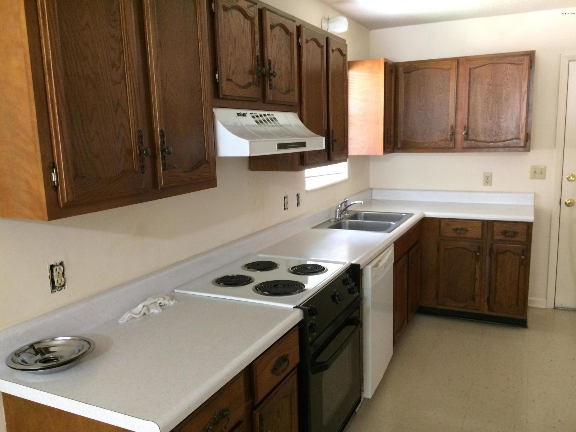 Biltmore Beach 1st Add - Residential Lease