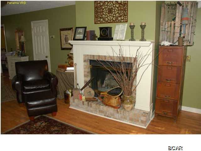 Tropical Bay - Residential Lease