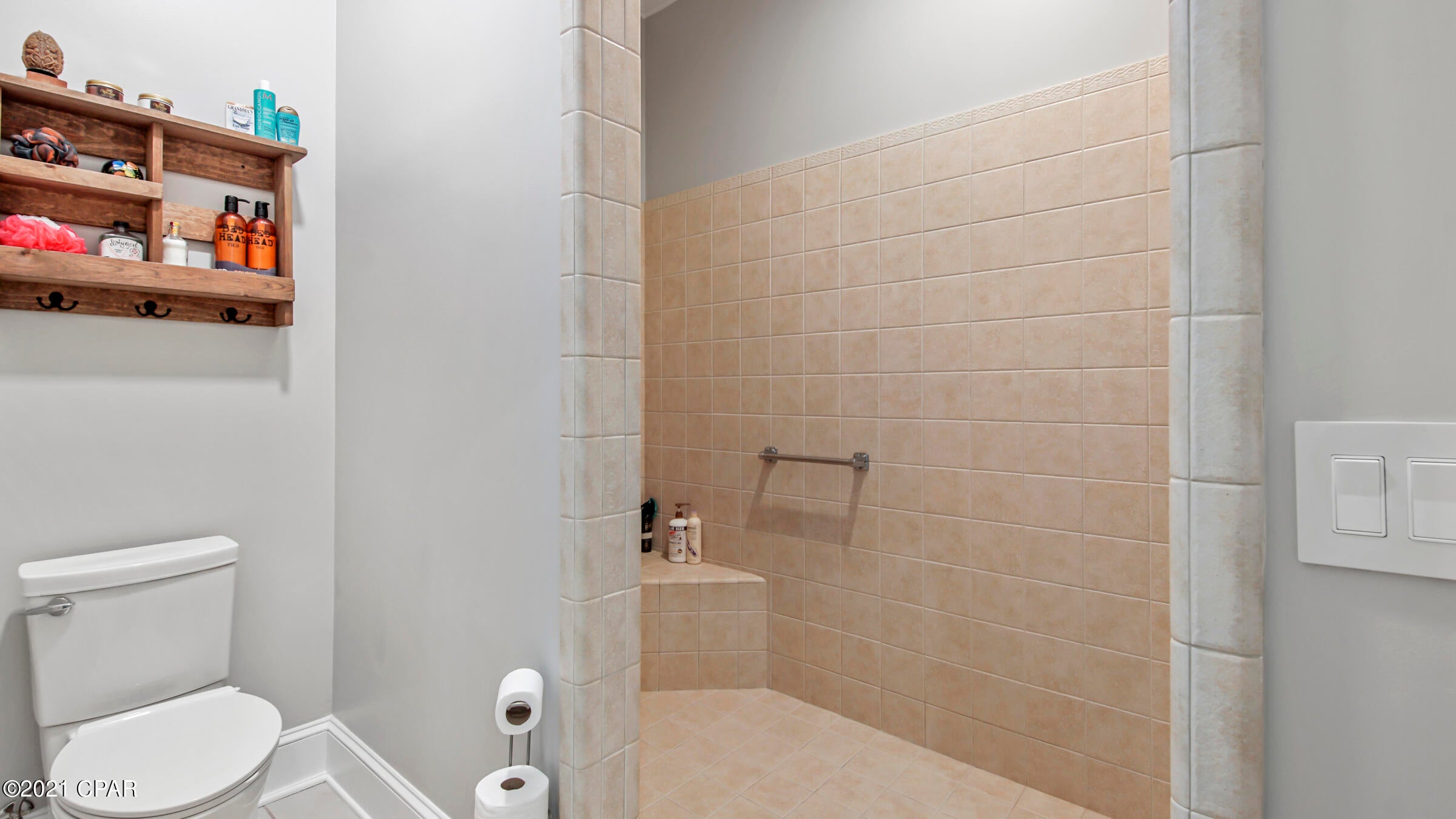 Bayside Estates Condominium - Residential