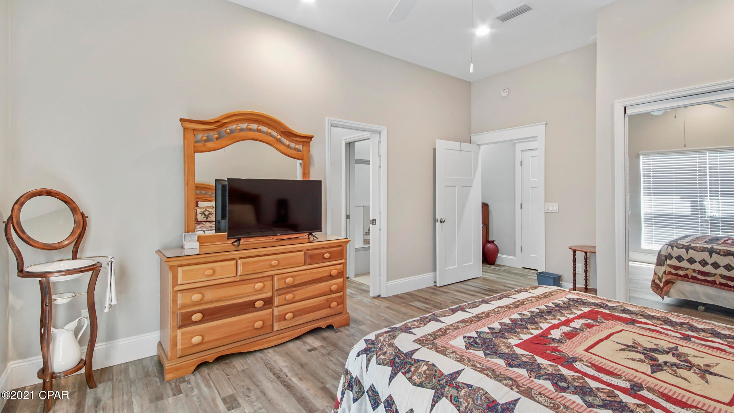 Bayside Estates Condominium - Residential