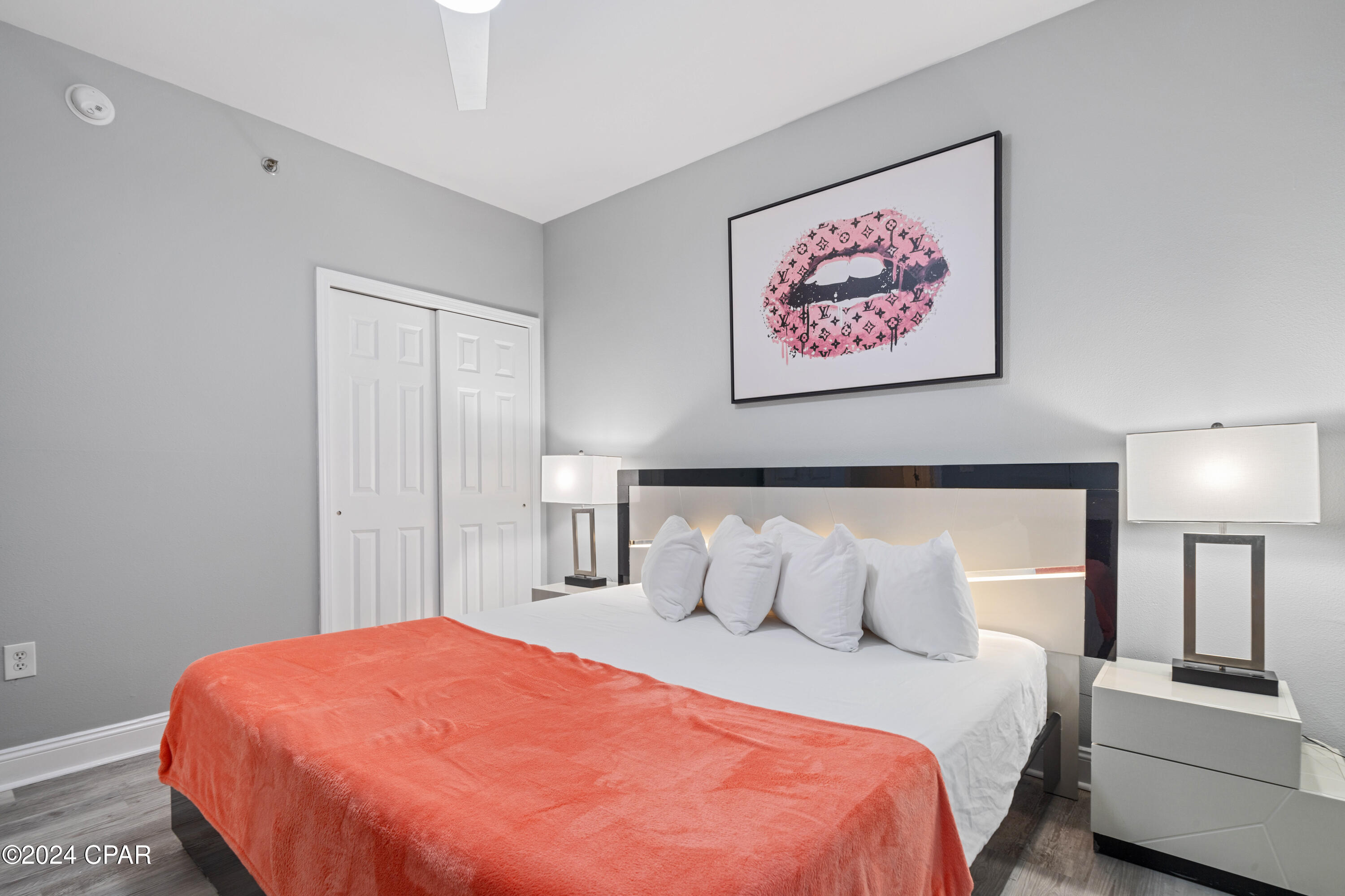 Laketown Wharf - Residential