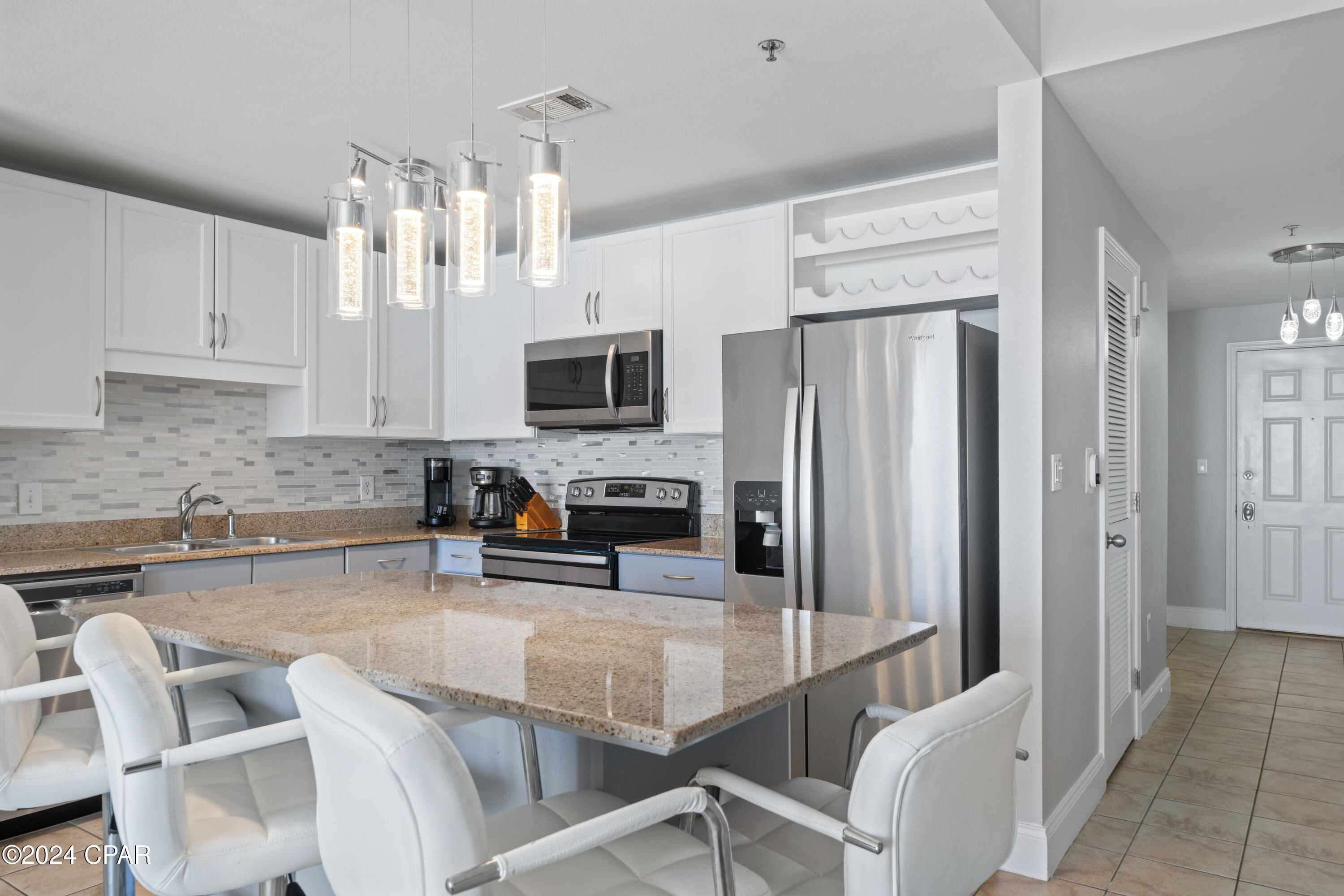 Laketown Wharf - Residential