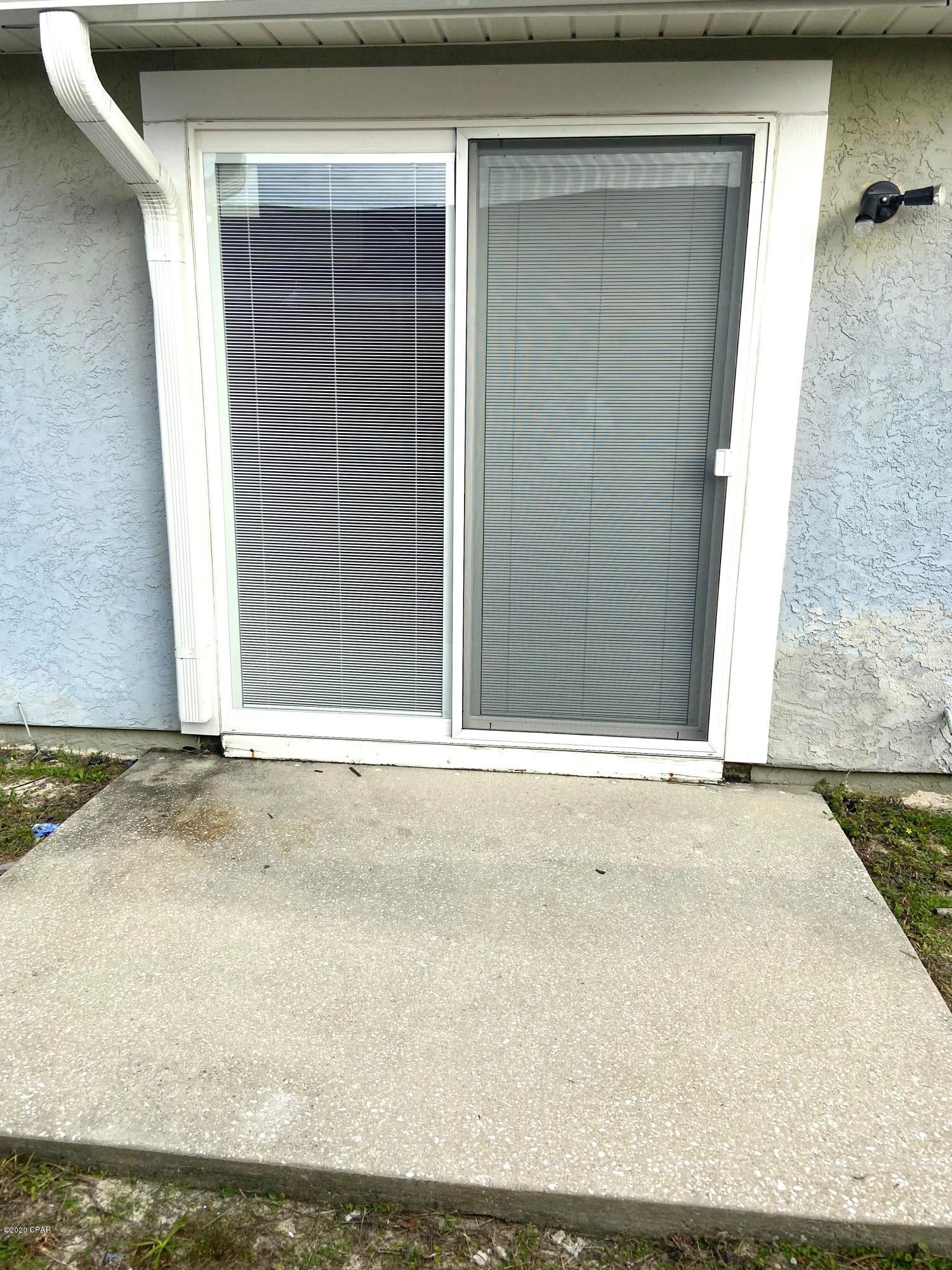 Brittany Woods Park - Residential Lease