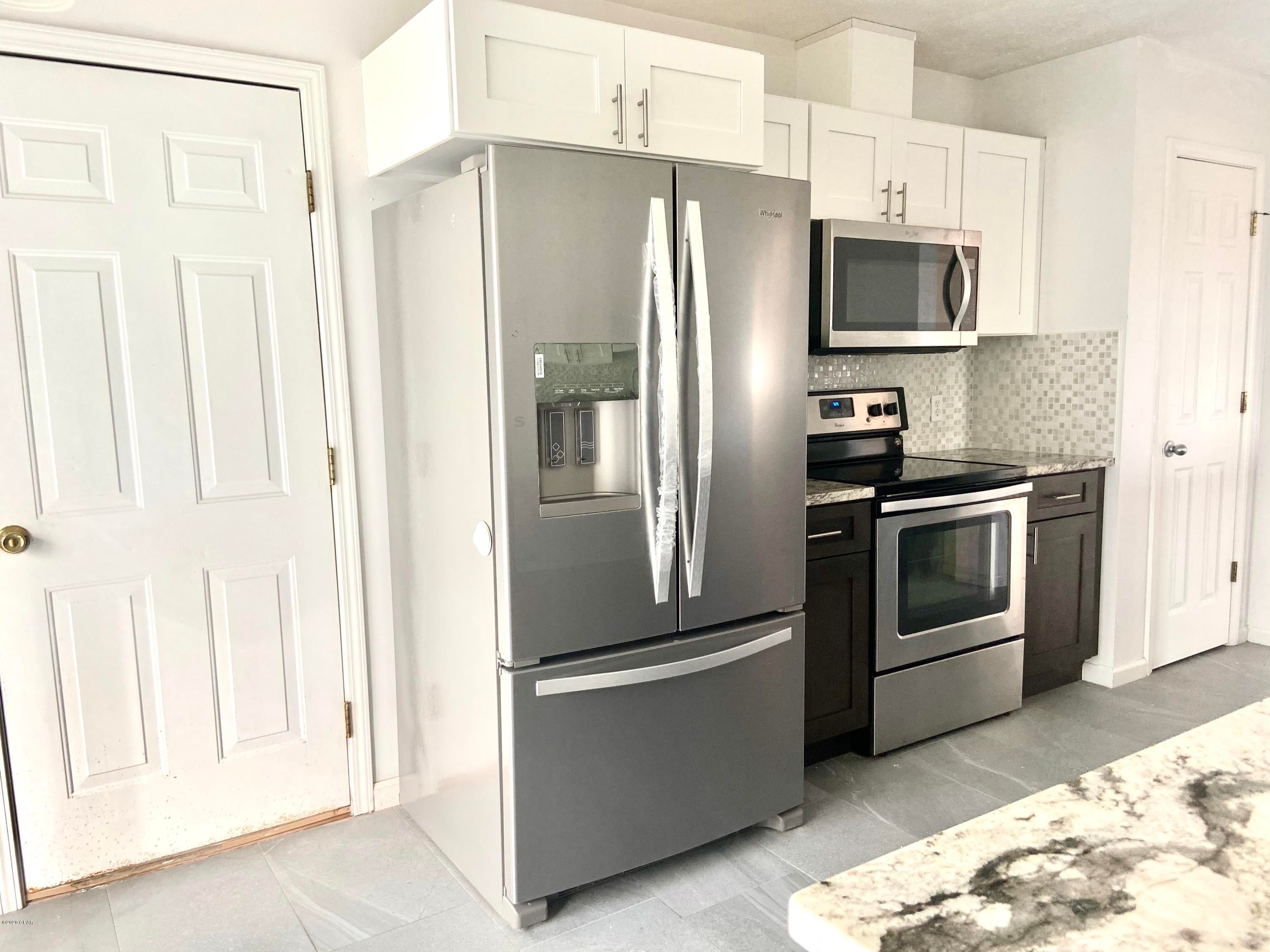 Brittany Woods Park - Residential Lease