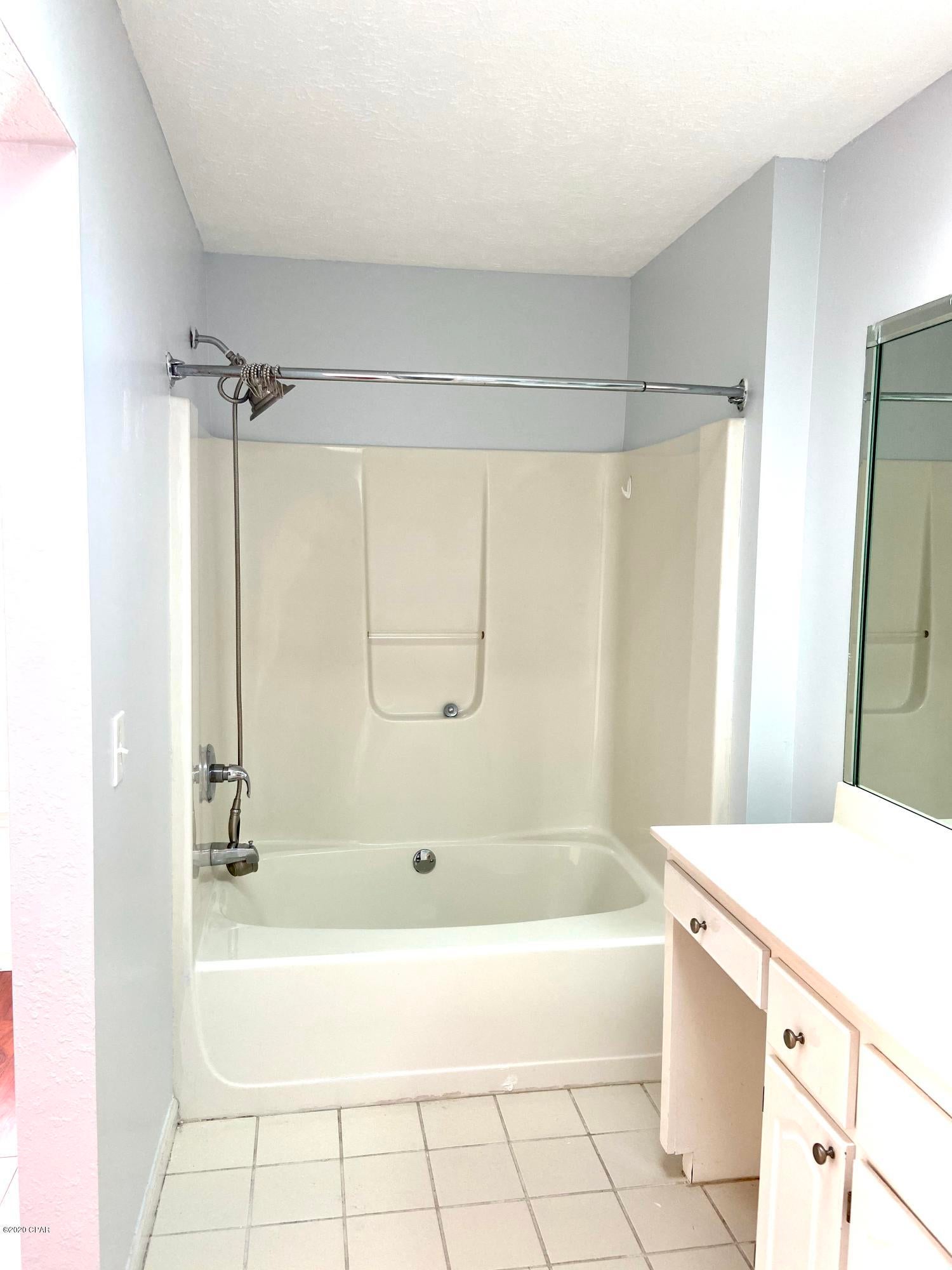 Brittany Woods Park - Residential Lease