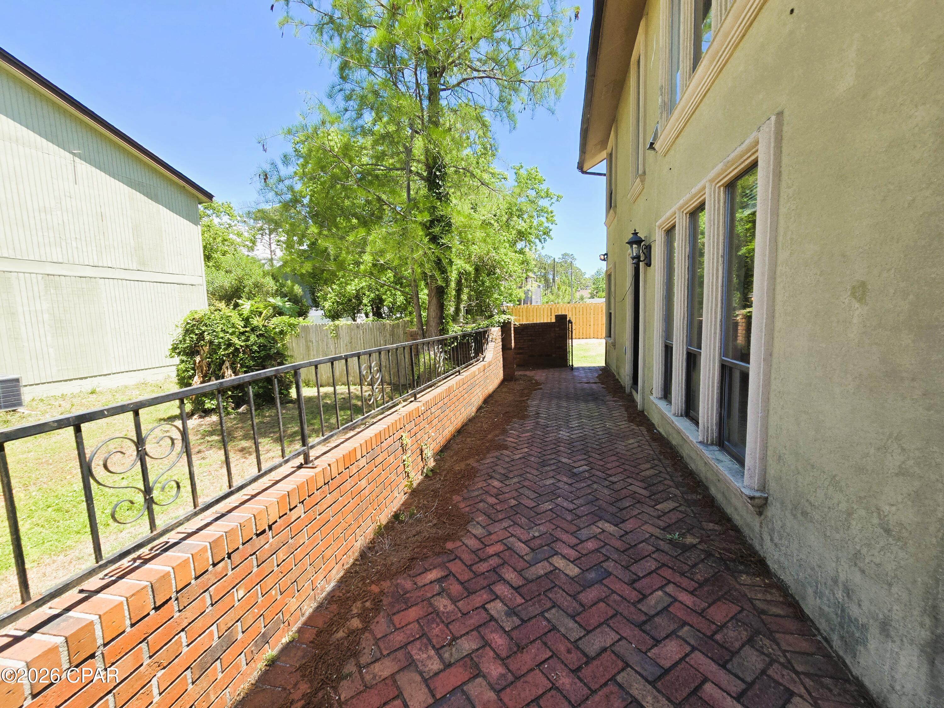 Grand Lagoon Banks - Residential